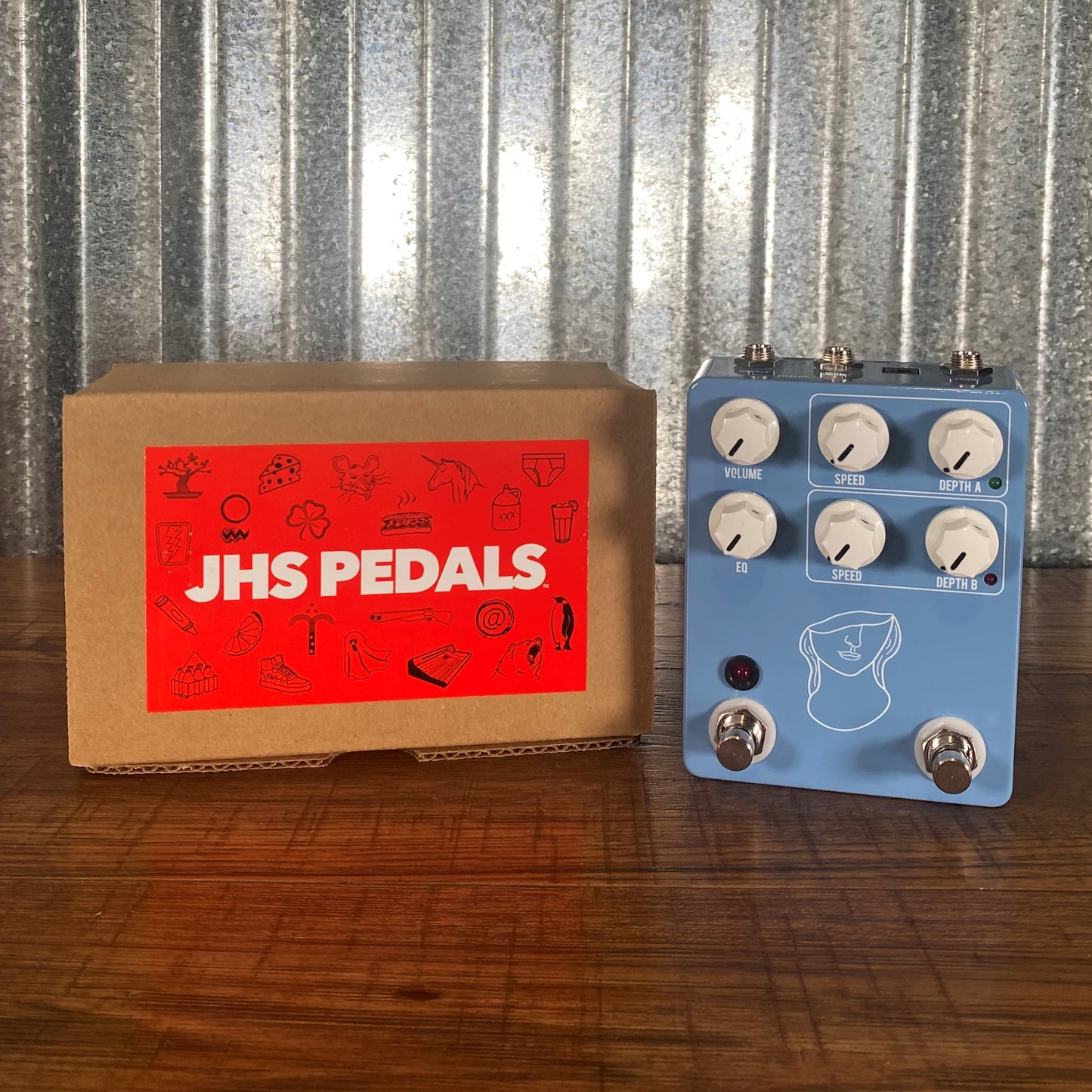 JHS Pedals ARTIFICIAL BLONDE Madison Cunningham Vibrato Guitar Effect Pedal