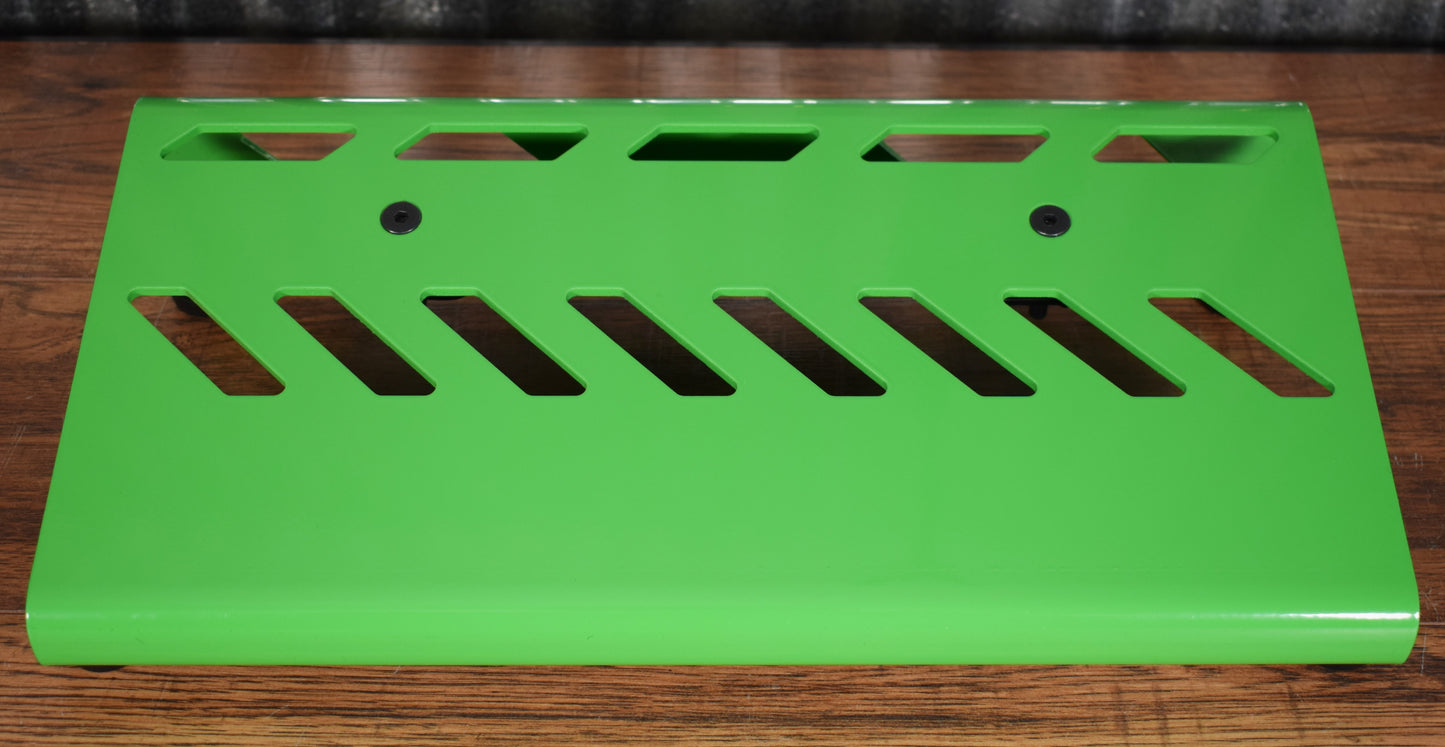 Gator GPB-LAK-GR Small Aluminum Guitar Effect Pedalboard & Bag Screamer Green