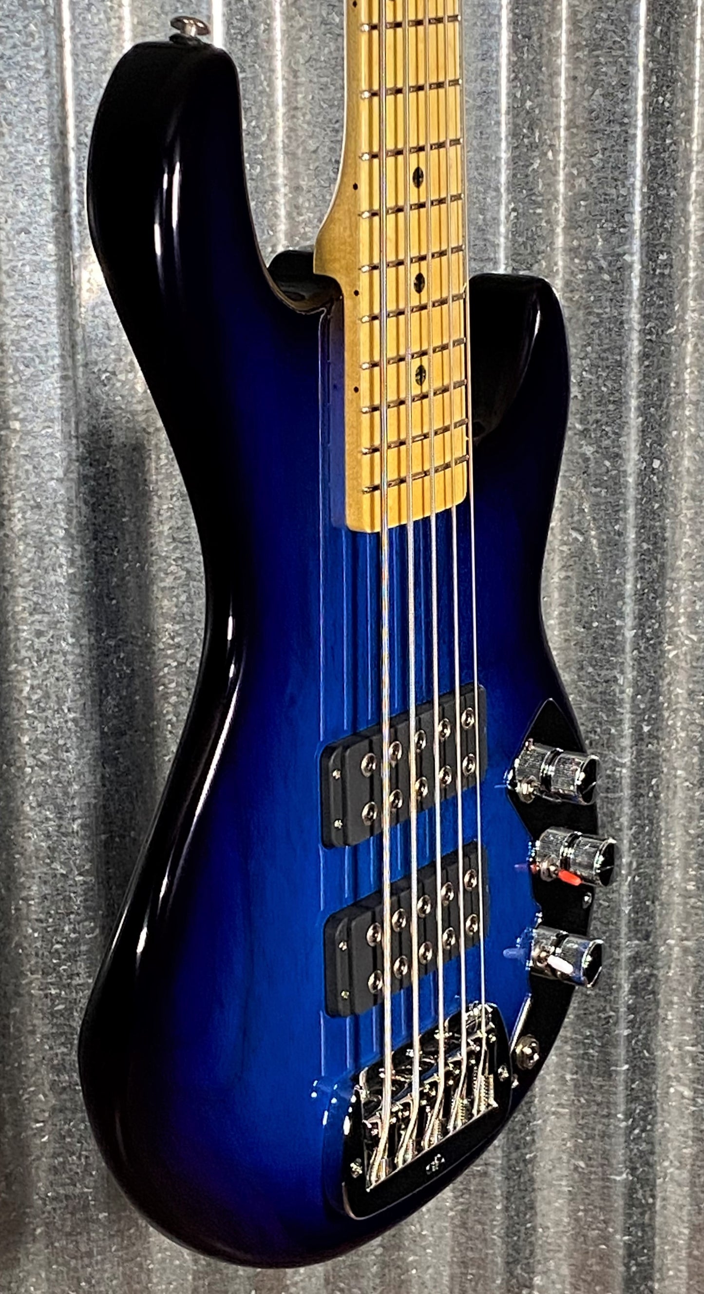 G&L USA CLF L-2500 S750 Blueburst 5 String Bass & Case #3314