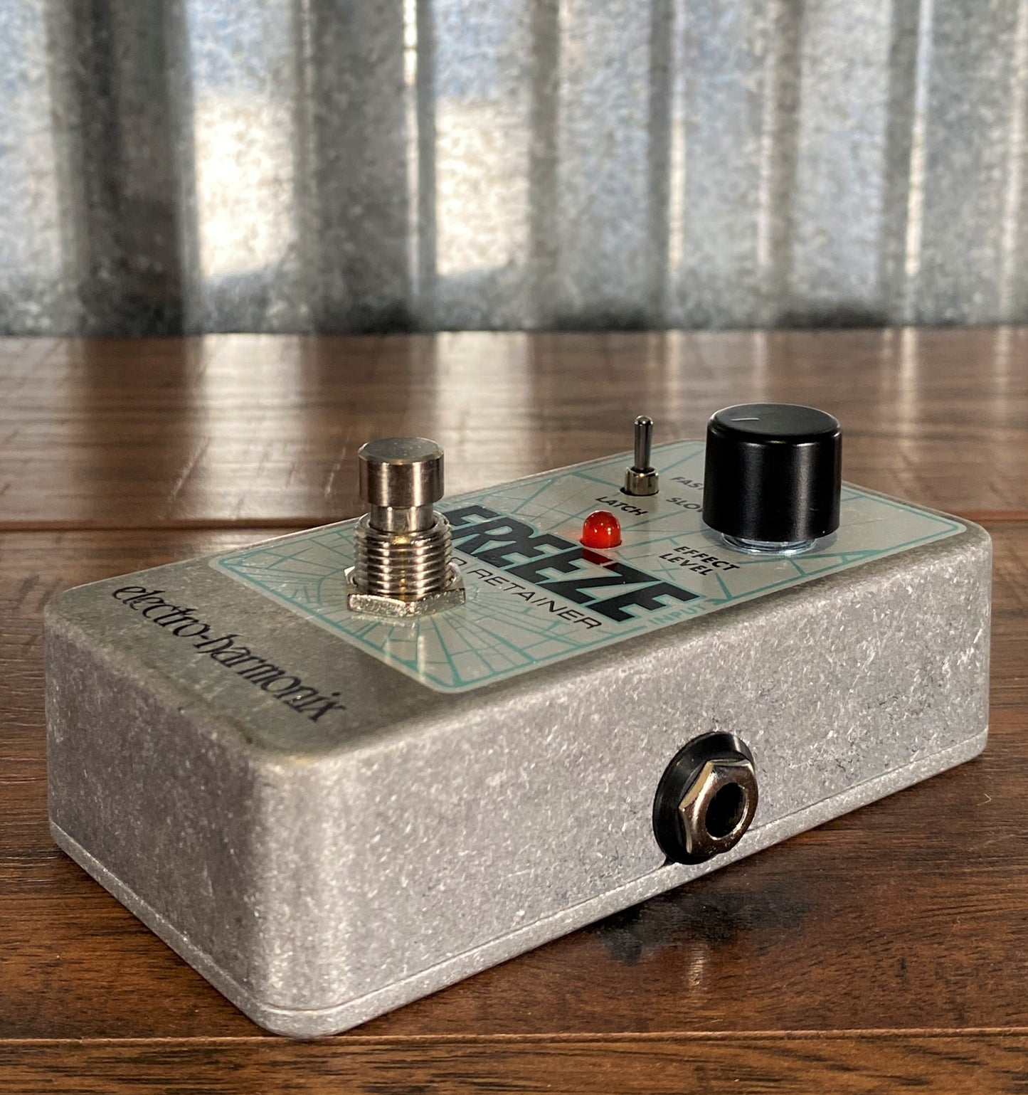 Electro-Harmonix EHX Freeze Sound Retainer Guitar Effect Pedal Used
