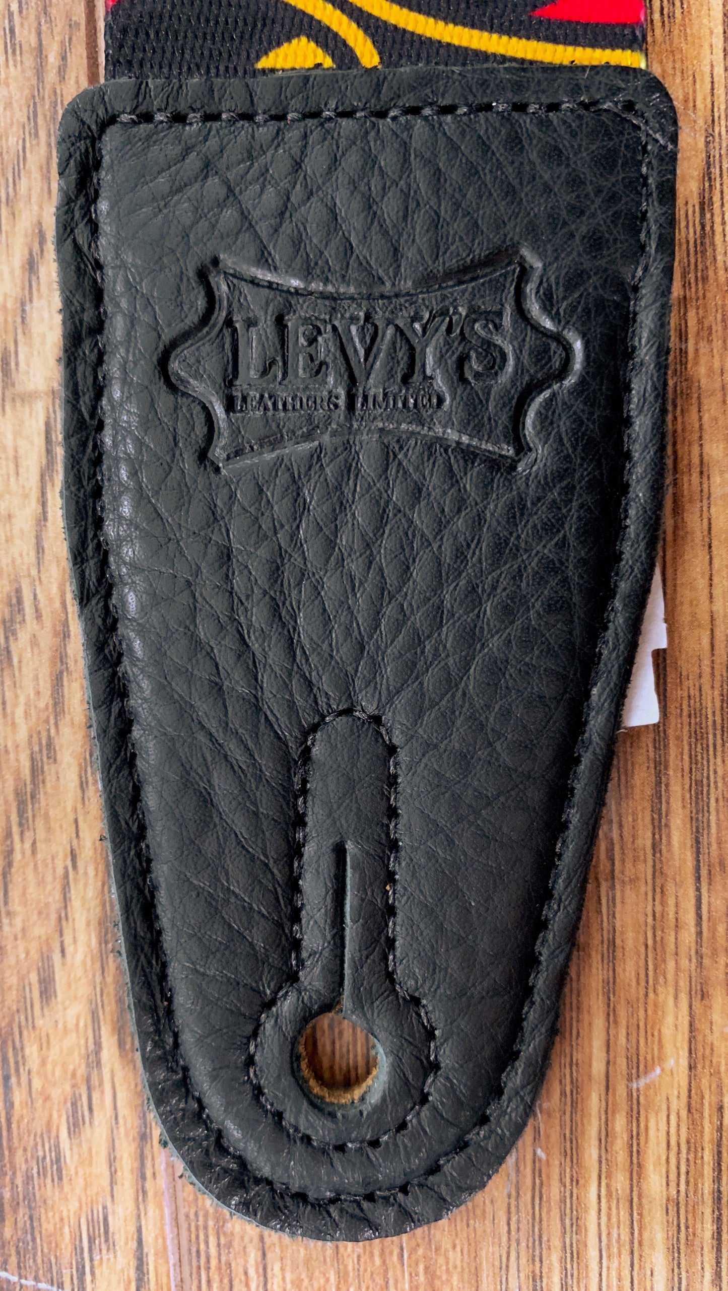 Levy's MP2SLD-002 2" Polyester Sublimation Guitar Strap Black Red