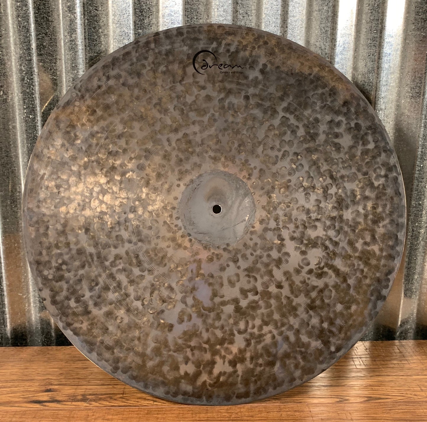 Dream Cymbals DMFE20 Dark Matter Hand Forged & Hammered 20" Flat Earth Ride