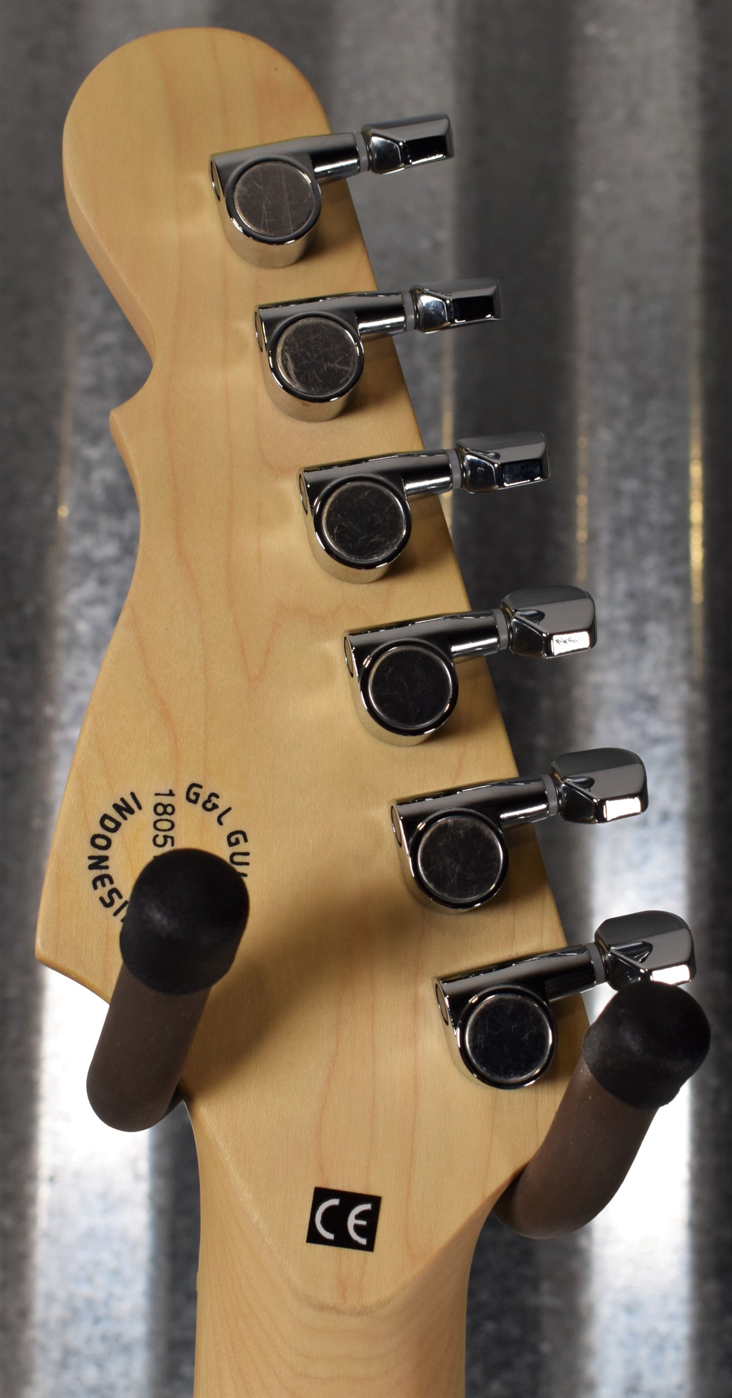 G&L Tribute Legacy Poplar Gloss Black Guitar #3418 Demo