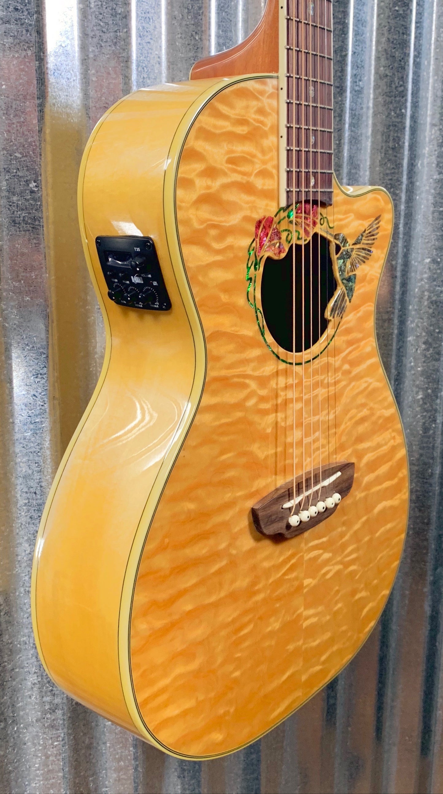 LUNA FAU HUM Fauna Hummingbird Quilt Maple Acoustic Electric Parlor Guitar & Bag #8120 Used