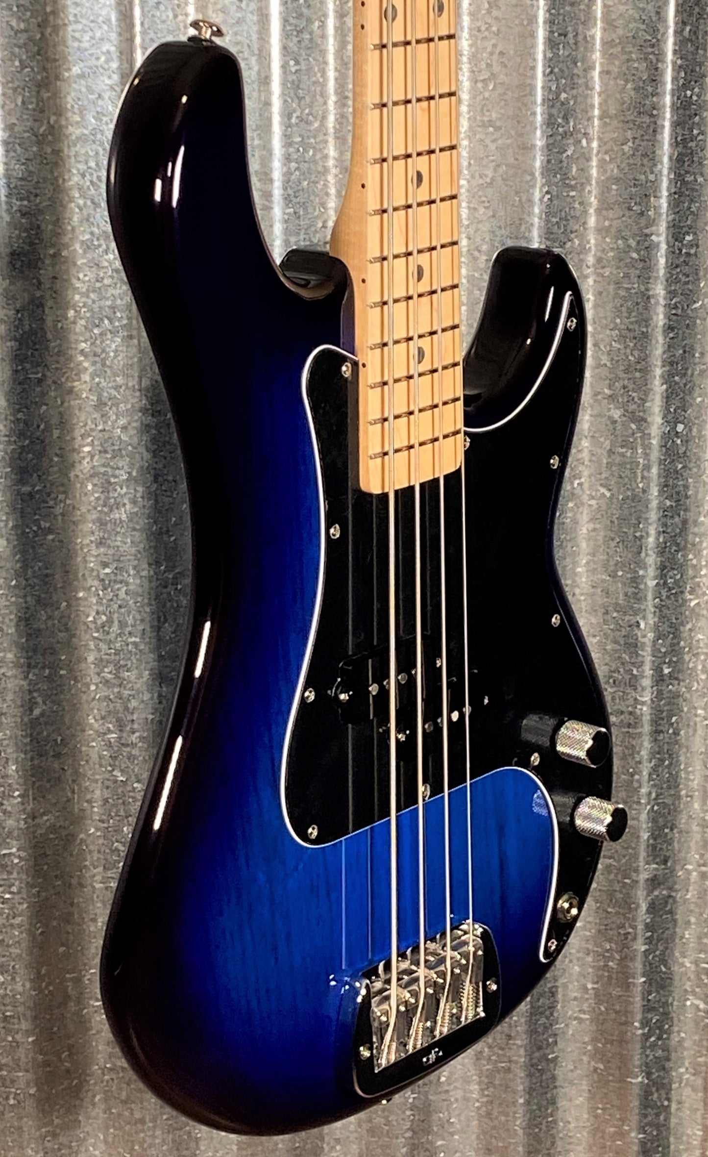 G&L USA LB-100 Blueburst 4 String Bass & Case #6294