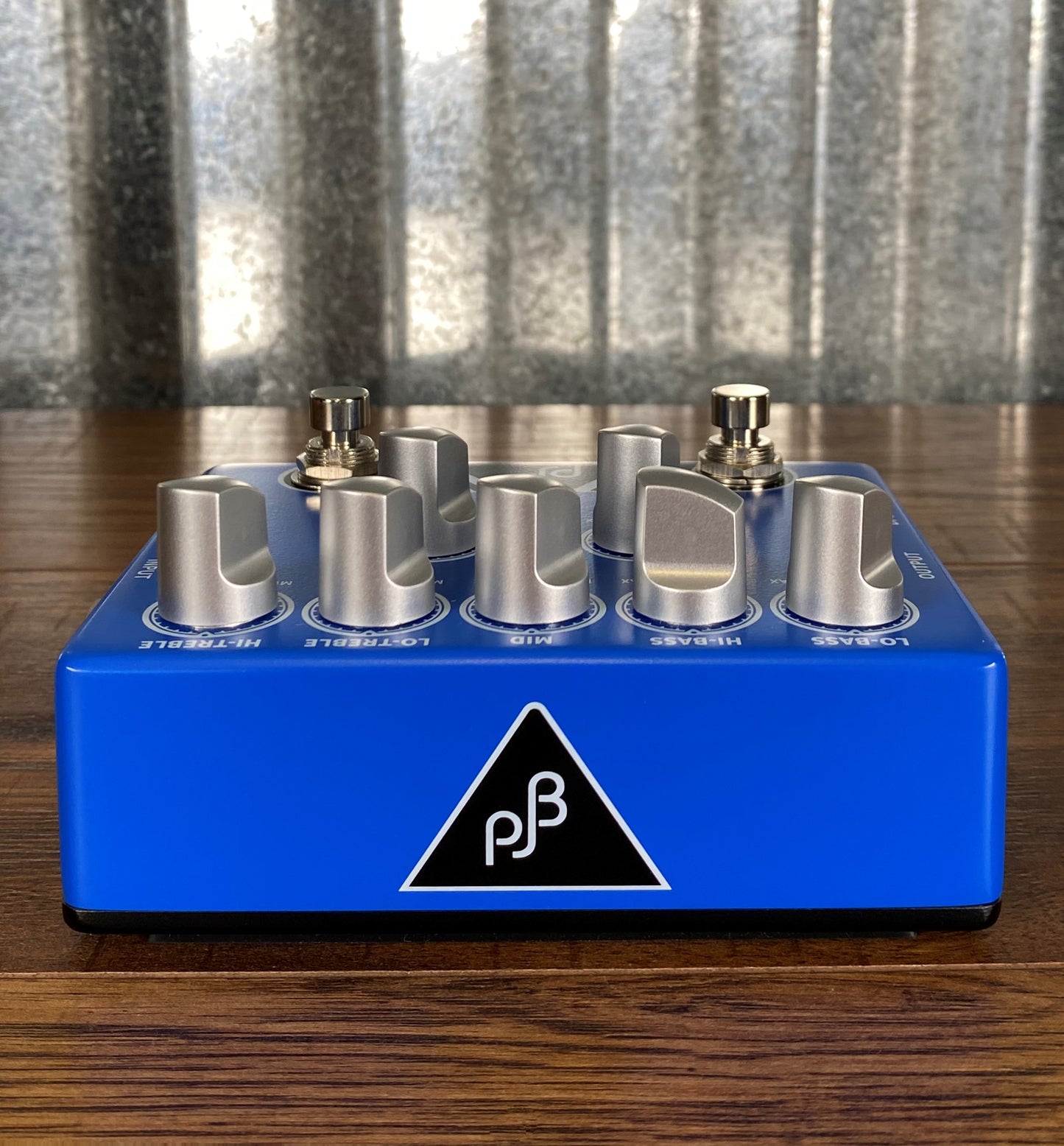 Phil Jones Bass PE-5 5 Band EQ Pre-Amp, Direct Box, & Signal Booster Effect Pedal