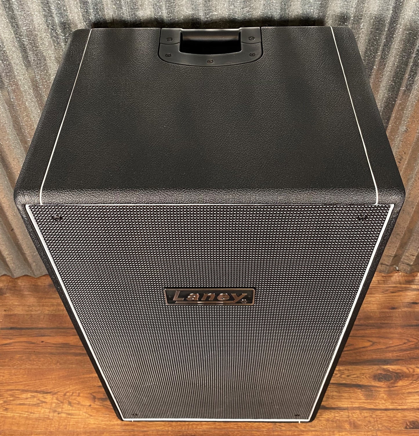 Laney Digbeth DBV-410-4 Vertical 4x10" 600 Watt Bass Amplifier Extension Speaker Cabinet 4 Ohm