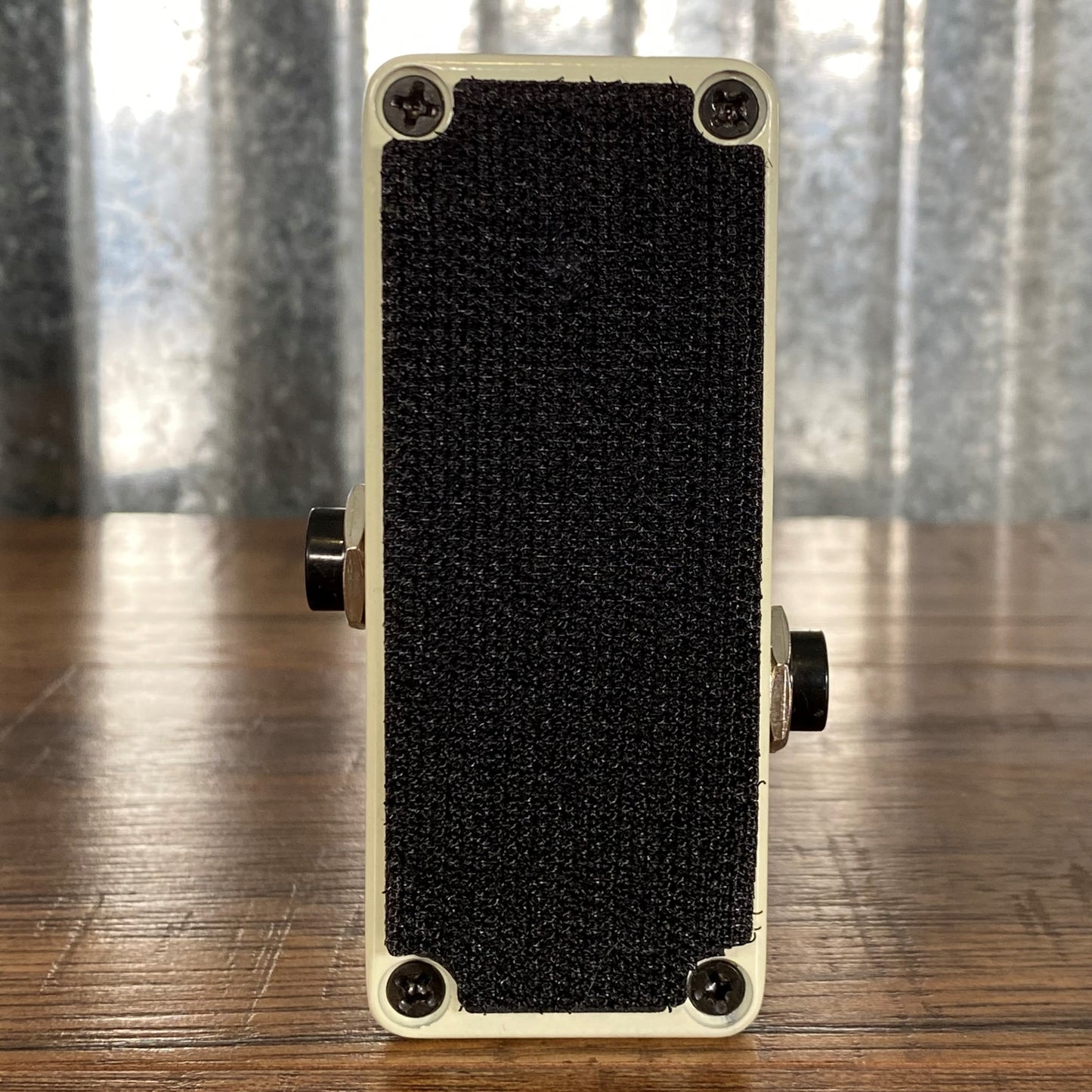 BBE Sound Boosta Grande MBG-20 20db Clean Boost Guitar Effect Pedal Demo