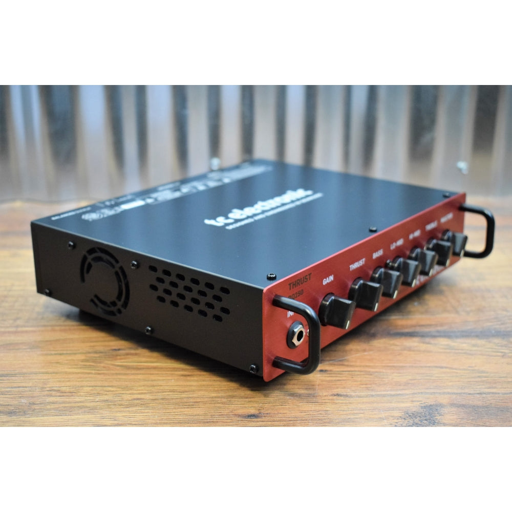 TC Electronic Thrust BQ250 250 Watt with Compressor Bass Head Amplifier