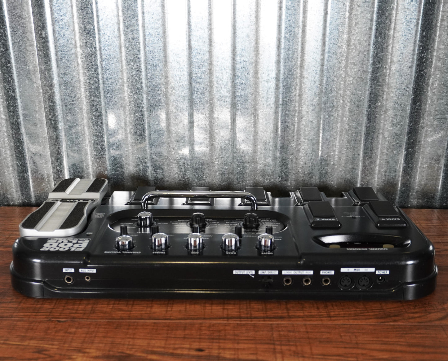 Line 6 Floor POD Plus Guitar Multi Effect & Amp Modeling Processor Used