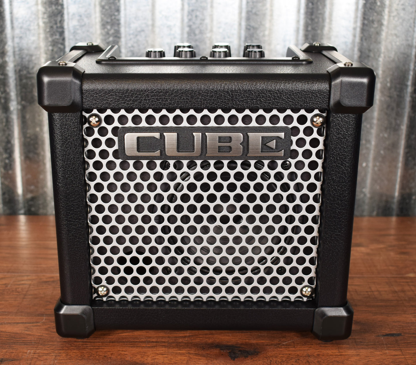 Roland Micro Cube GX 3 Watt 1x5" Battery Powered Guitar Combo Amplifier BLACK