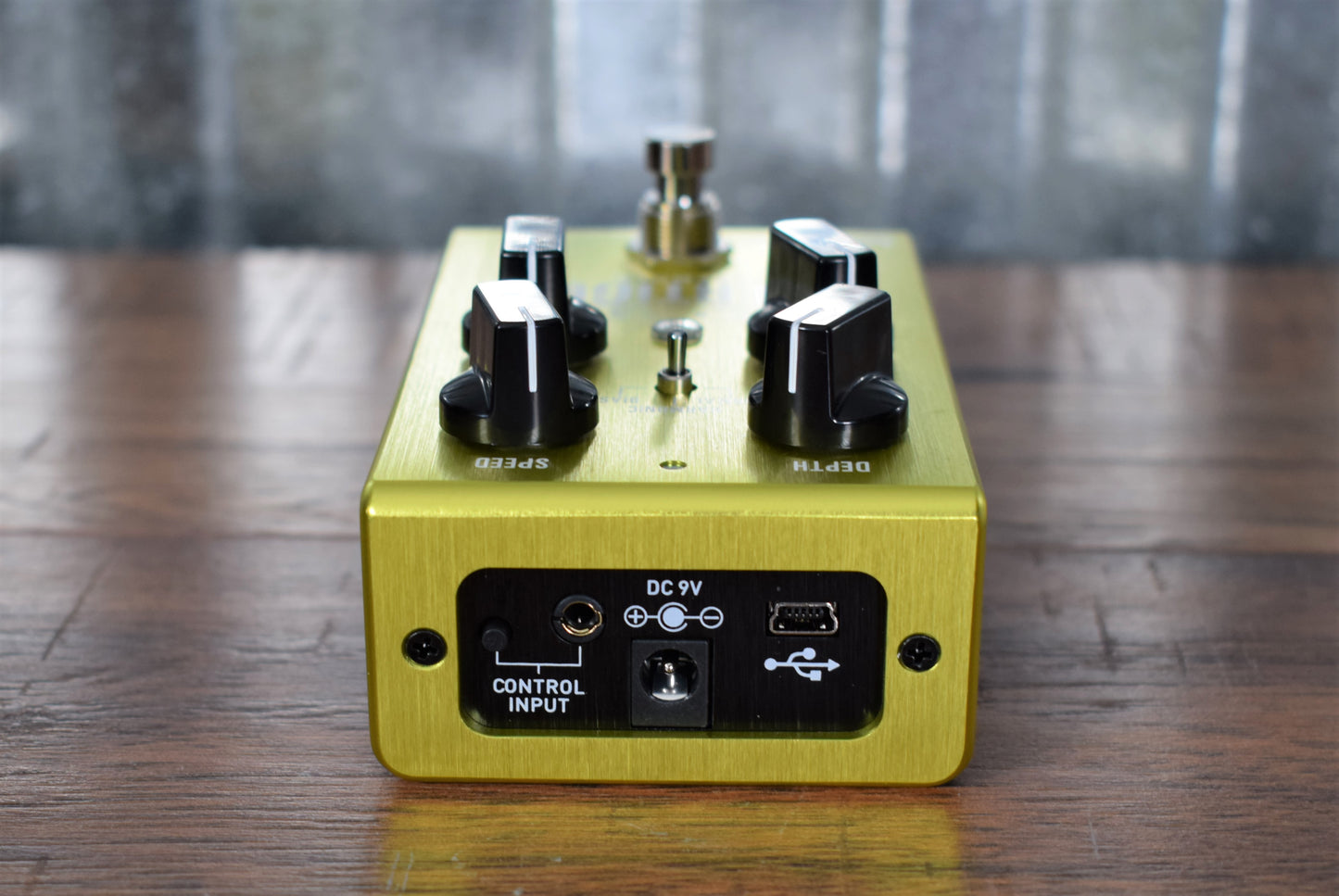 Source Audio SA243 One Series Vertigo Tremolo Guitar Effects Pedal