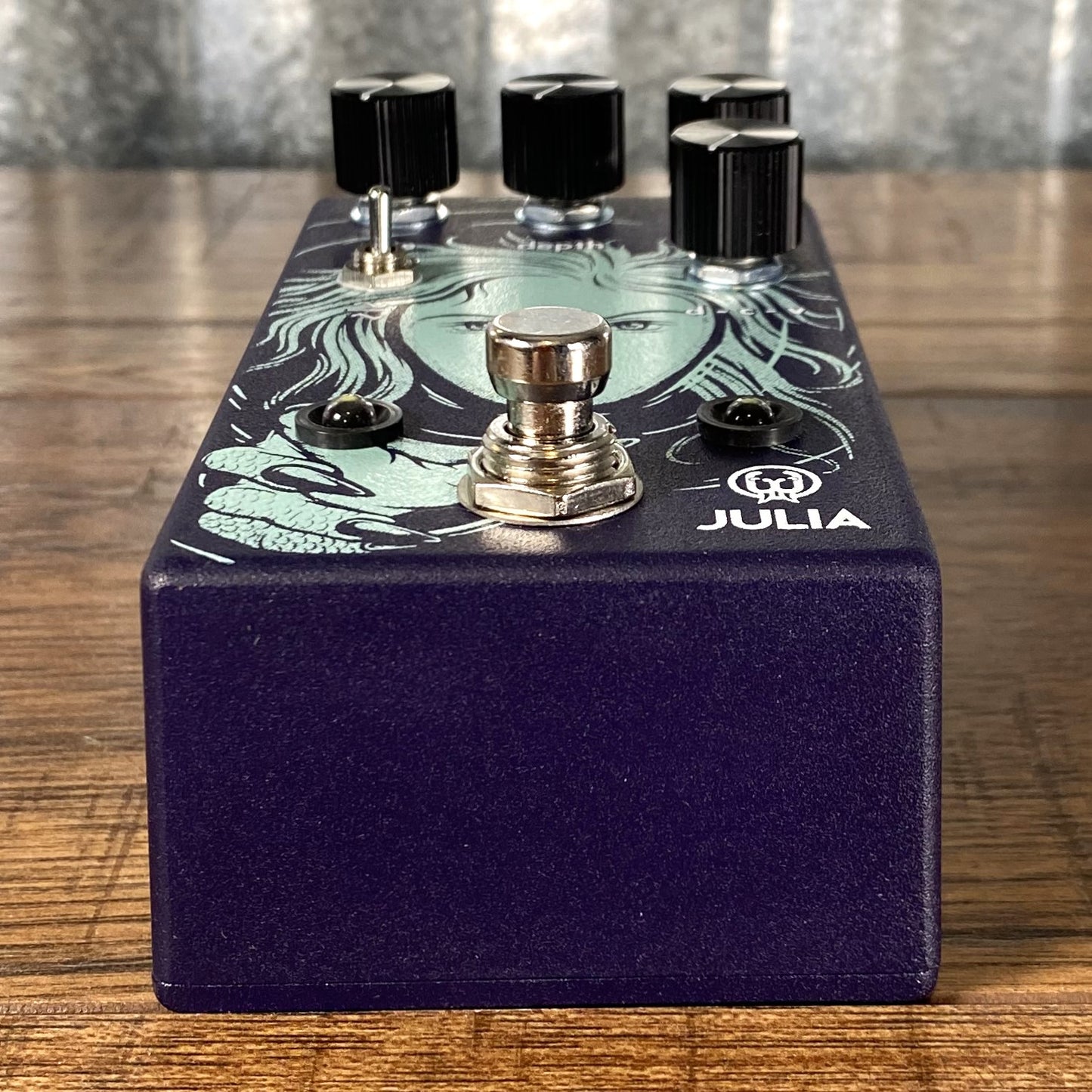 Walrus Audio Julia Analog Chorus Vibrato V2 Guitar Effect Pedal
