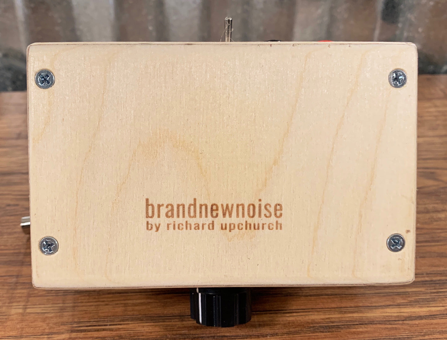 Brandnewnoise Krankie Hand Crank Music Box Sound Sampler Looper Recorder with Pitch Control Effect Box