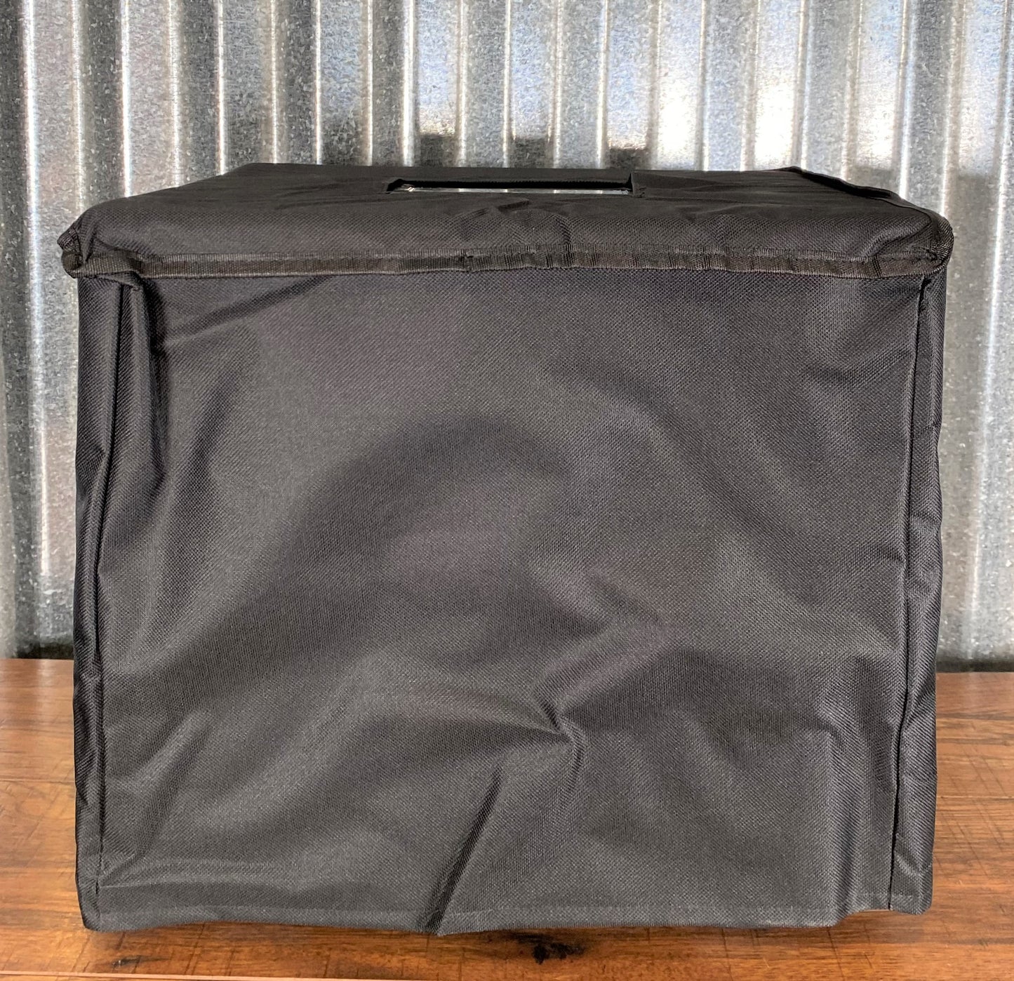 Phil Jones Bass C4 Piranha Compact 4 400 Watt 4 x 5" Bass Extension Speaker Cabinet 8 Ohm Black