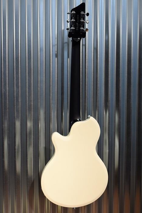 Supro Island Series 2010AW Jamesport Artic White Guitar & Case #263