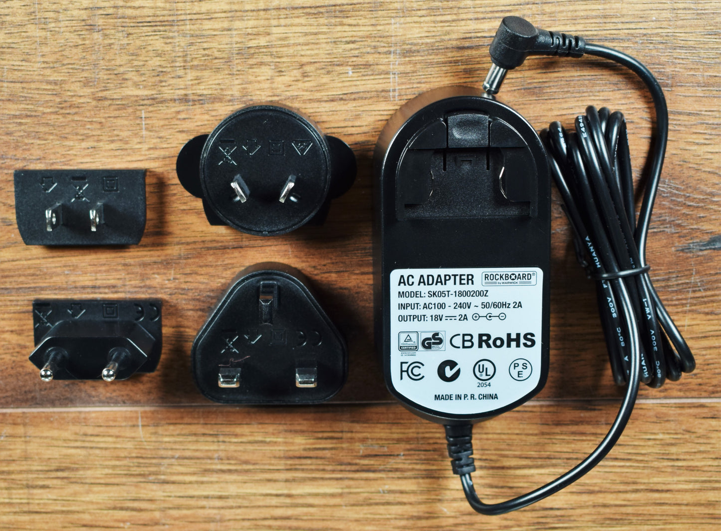Warwick Rockboard Power Block 10 Outlet 9-18v Guitar Effect Pedal Pedalboard Power Supply