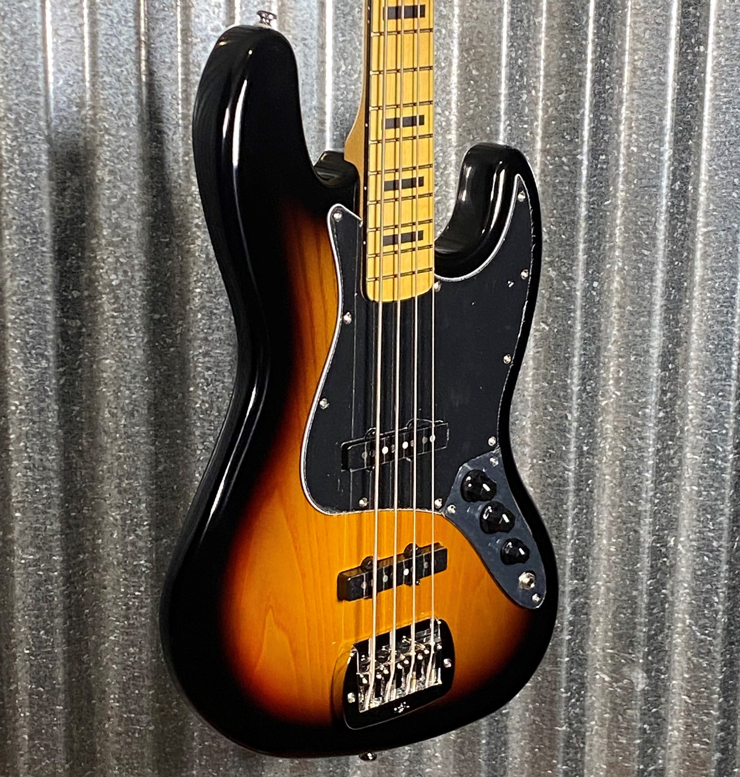 G&L Tribute JB 4 String Jazz Bass 3 Tone Sunburst #4698