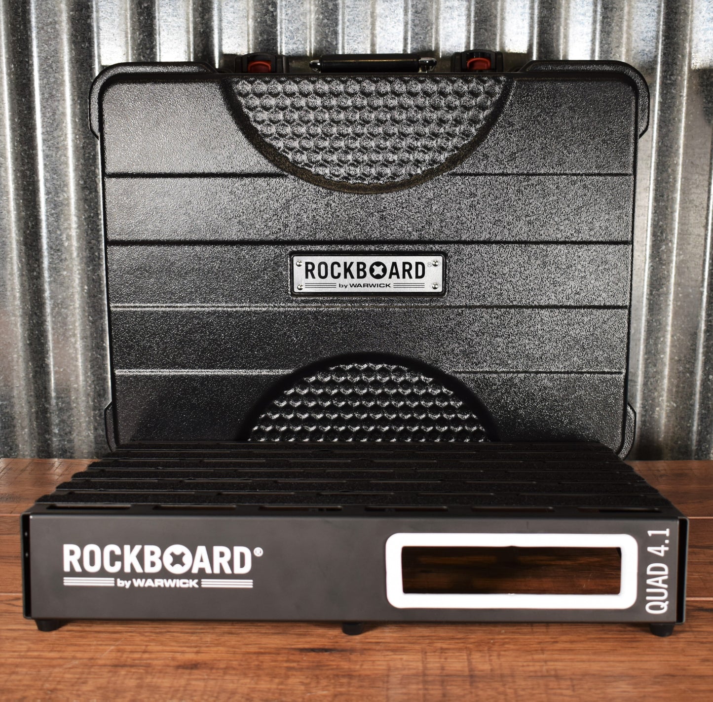 Warwick Rockboard Quad 4.1 A Guitar Effect Pedalboard & ABS Case Demo