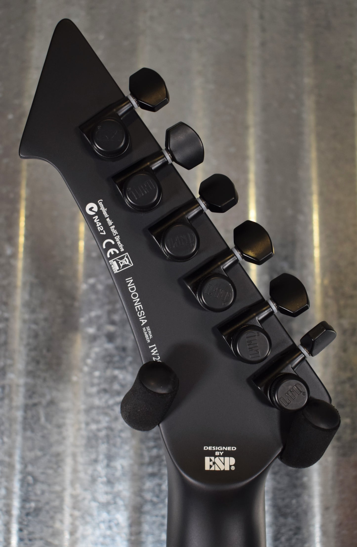 ESP LTD James Hetfield Snakebyte Black Satin EMG Guitar & Case LSNAKEBYTEBLKS #0939 B Stock