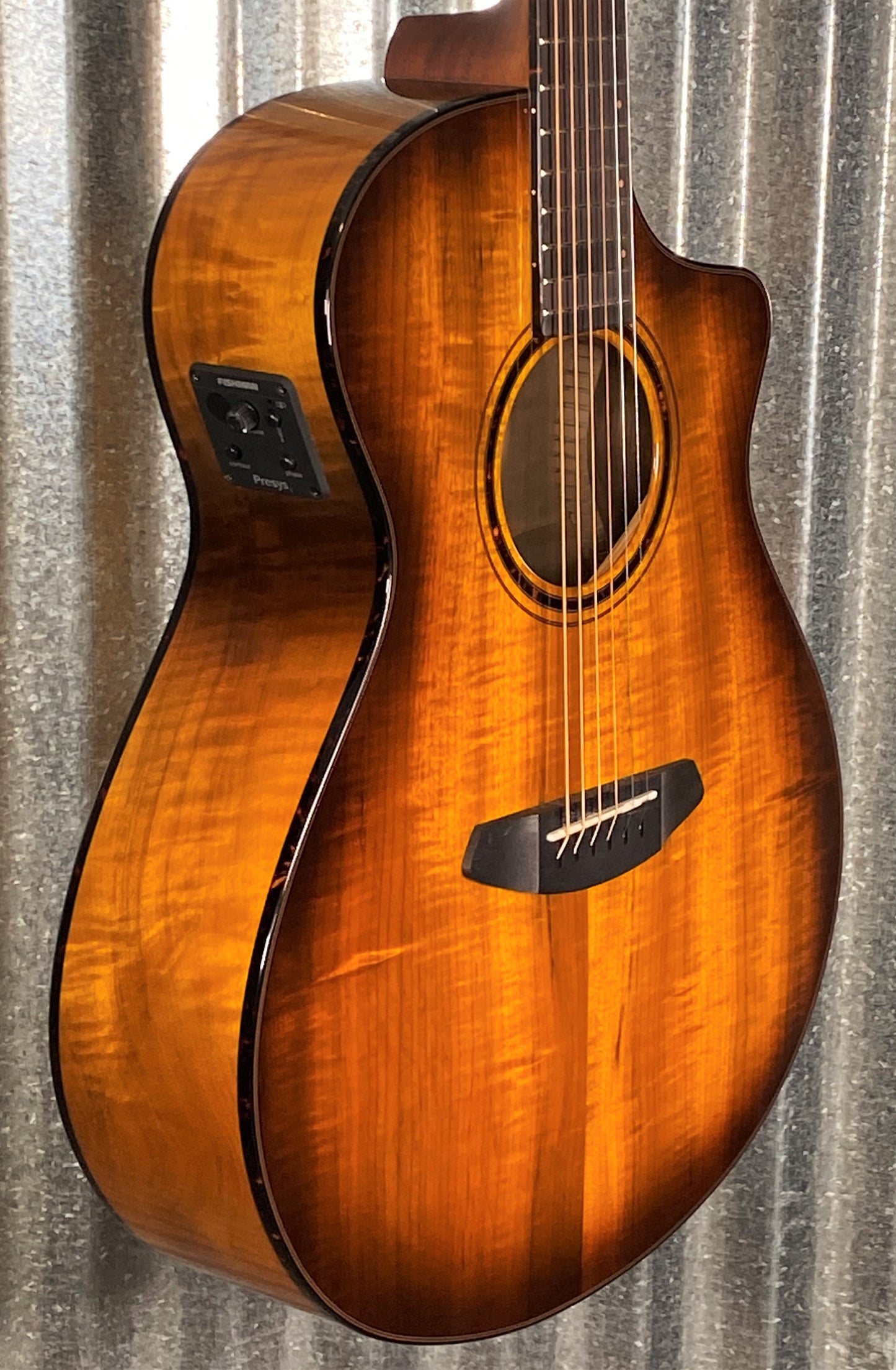 Breedlove Pursuit Exotic S Concert Tiger's Eye CE Myrtlewood Acoustic Electric Guitar PSCN42CEMYMY #2597