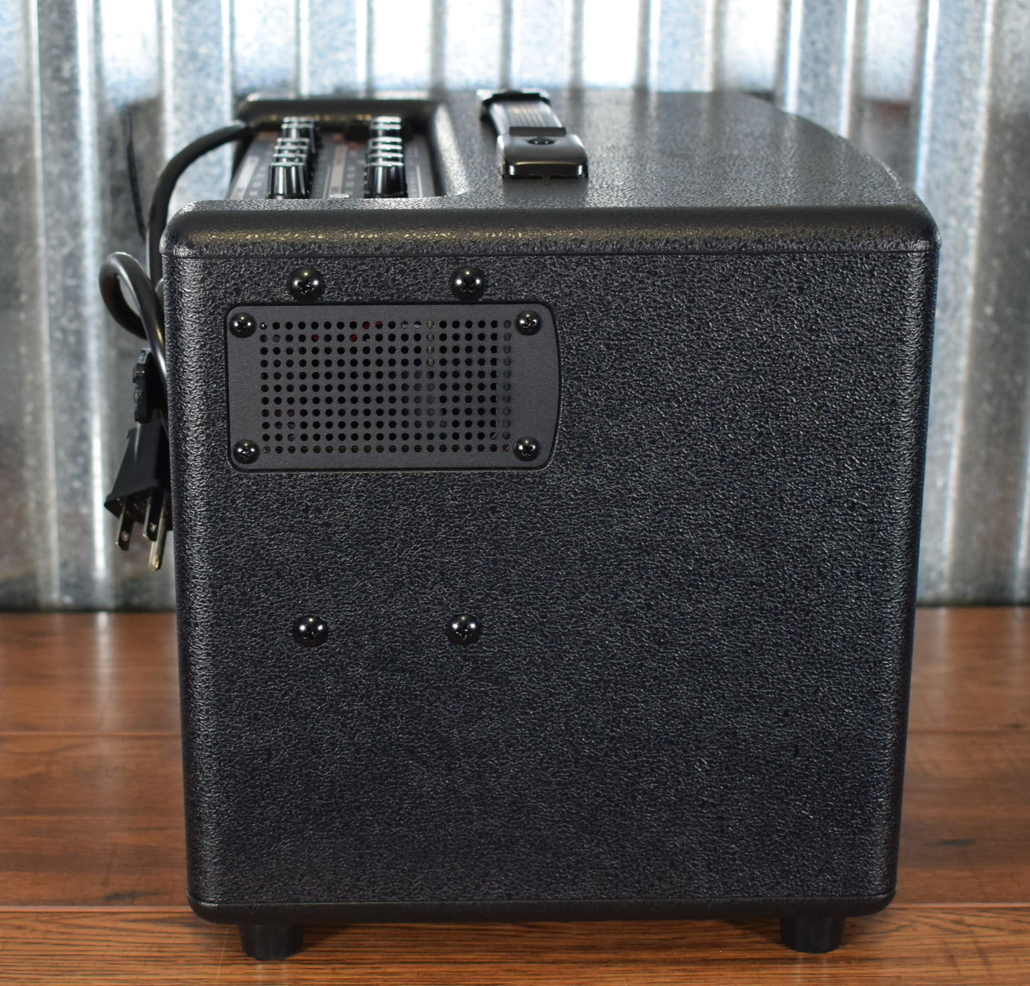 Roland AC-60 60 Watt 2x6.5" Chorus Acoustic Guitar Amplifier