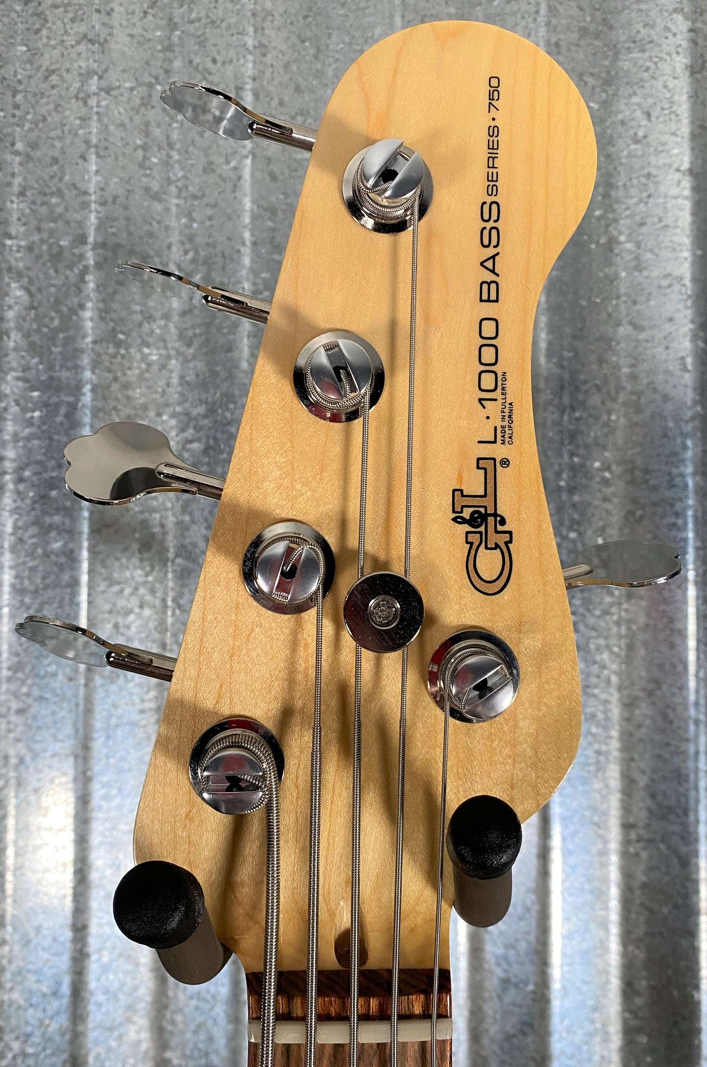 G&L USA CLF Research L-1000 S750 5 String Bass 3-Tone Sunburst & Case #4147