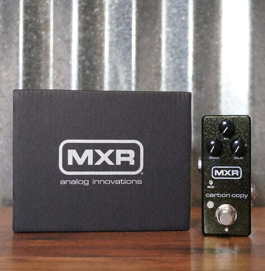 Dunlop MXR M299 Carbon Copy Mini Analog Delay Guitar Effect Pedal