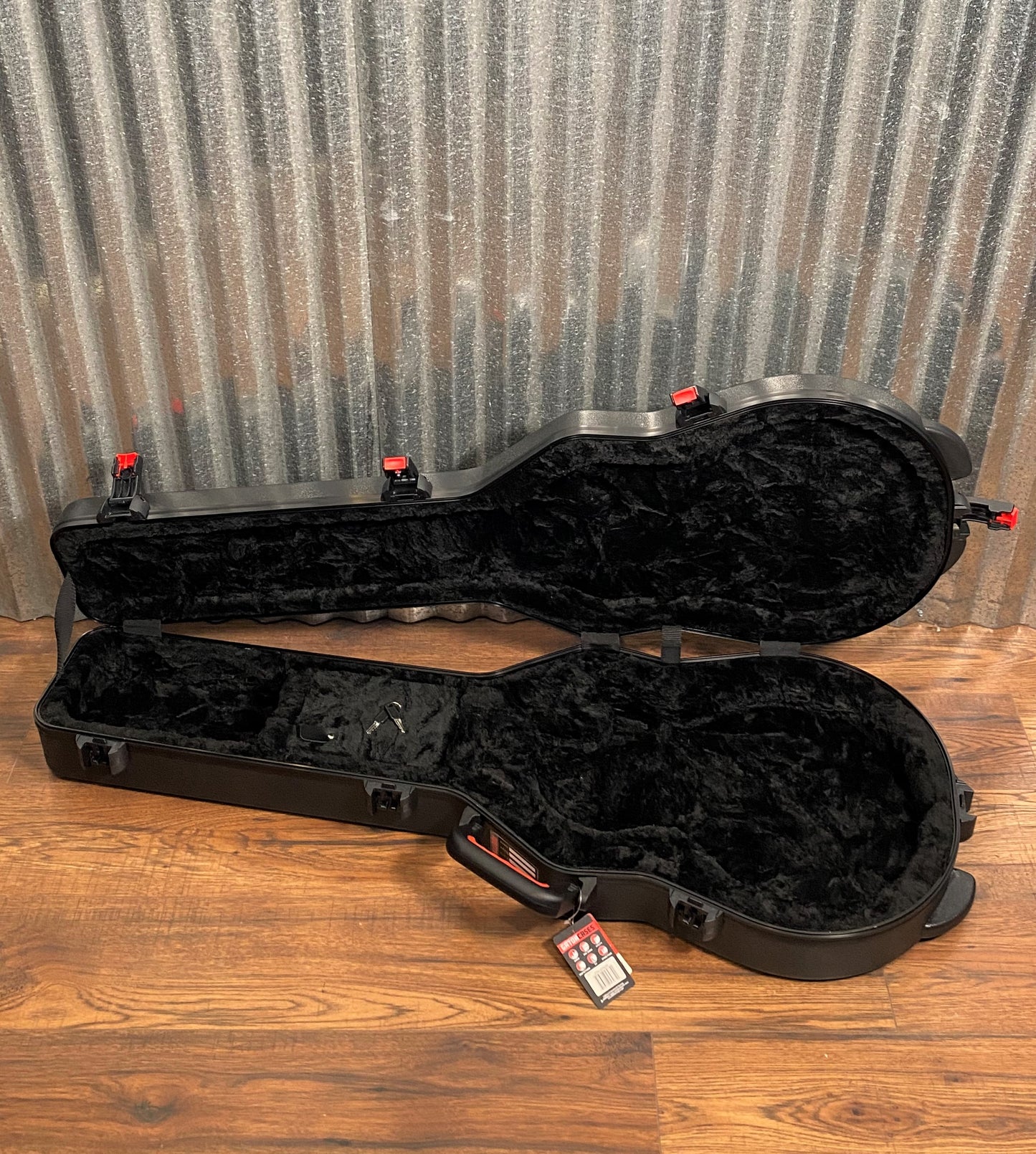 Gator GTSA-GTRLPS TSA ATA Molded Les Paul Single Cutaway Electric Guitar Hardshell Case