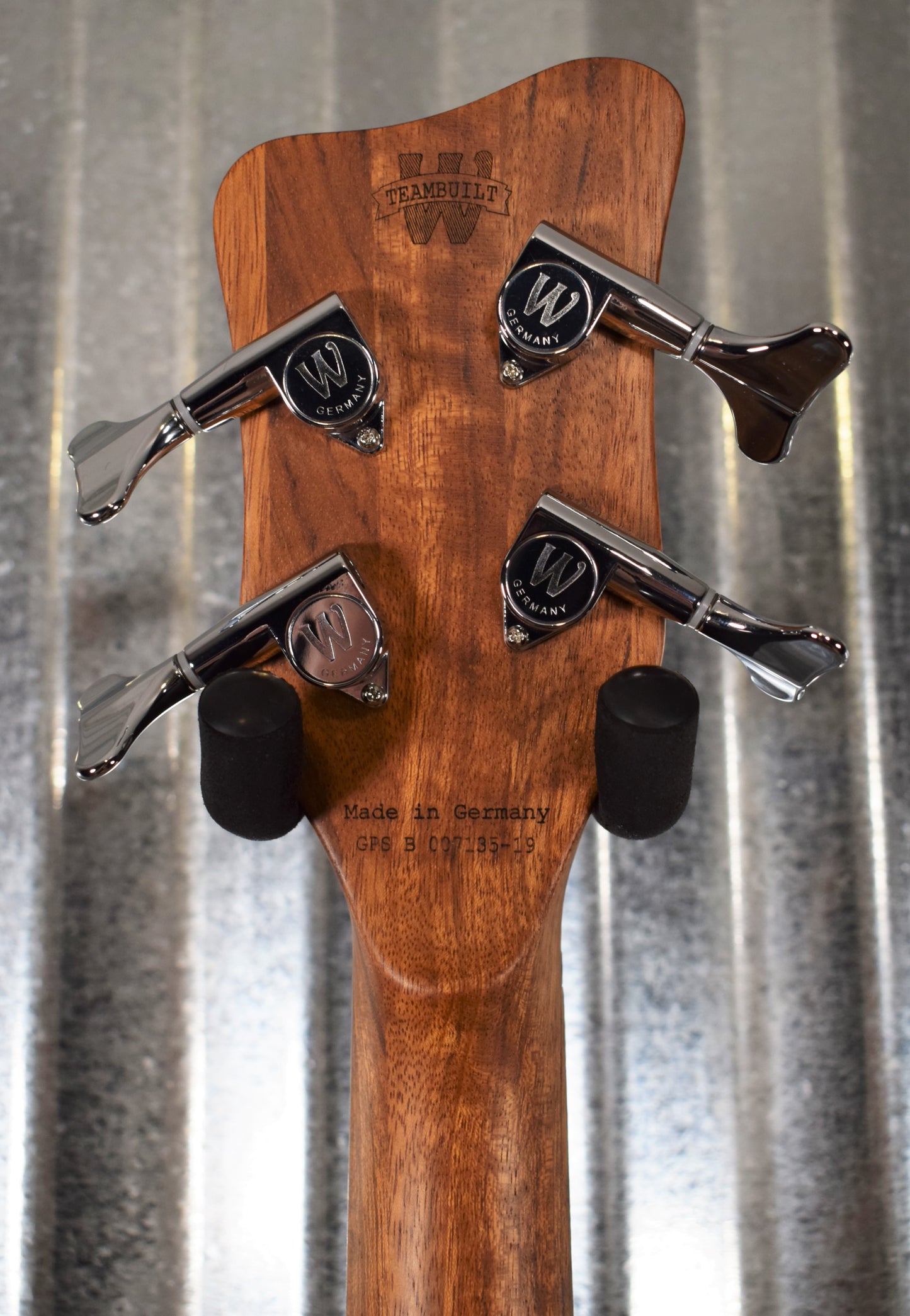 Warwick German Pro Series Corvette $$ Double Buck Burgundy 4 String Bass & Bag #3519