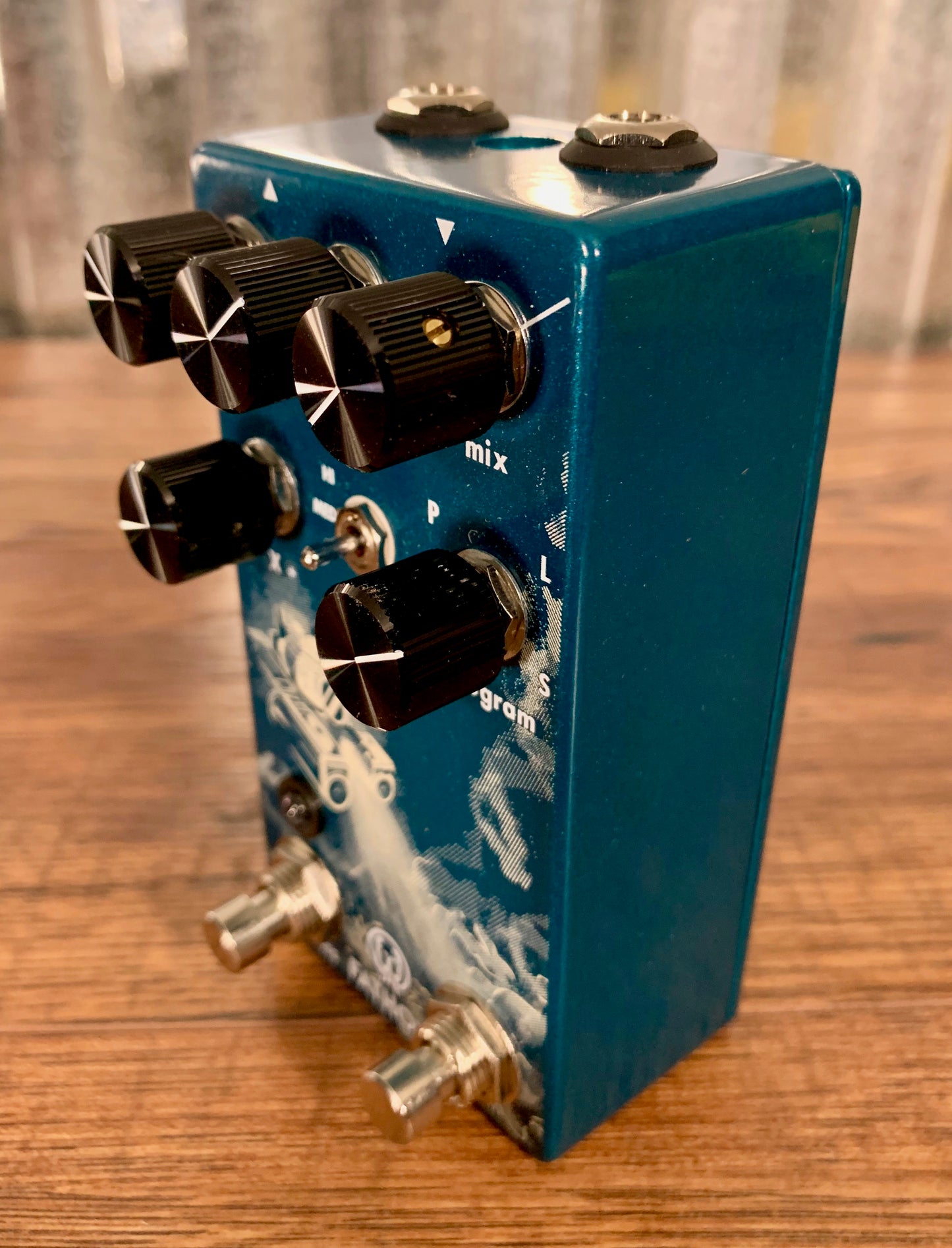 Walrus Audio Fathom Multi-Function Reverb Guitar Effect Pedal Demo