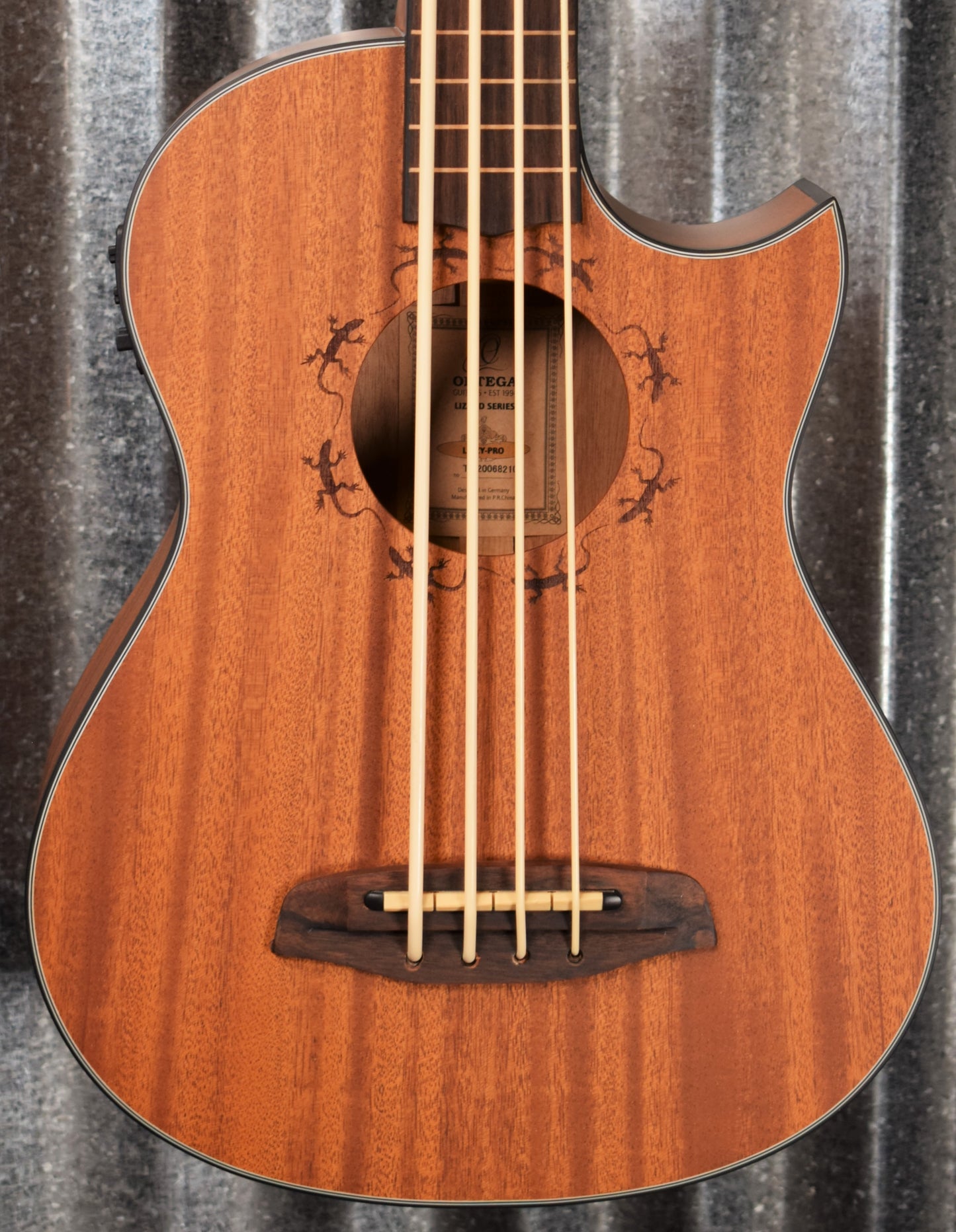 Ortega Lizzy Pro Acoustic Electric Lined Fretless Ukulele U Bass & Bag #8210