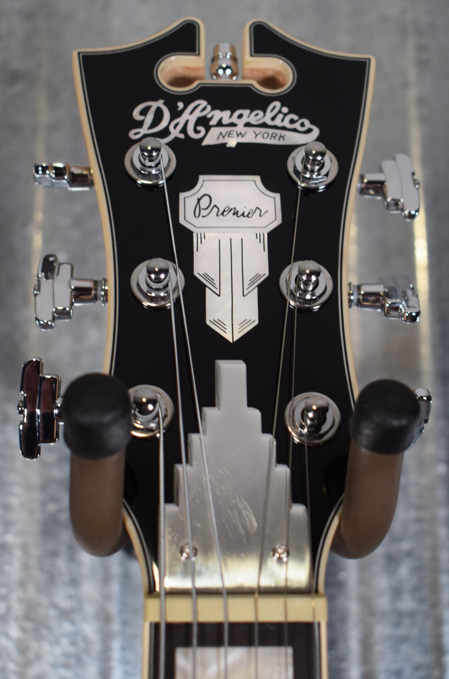 D'Angelico Premier Bedford SH Offset Semi Hollow Oxblood Guitar & Bag #0779