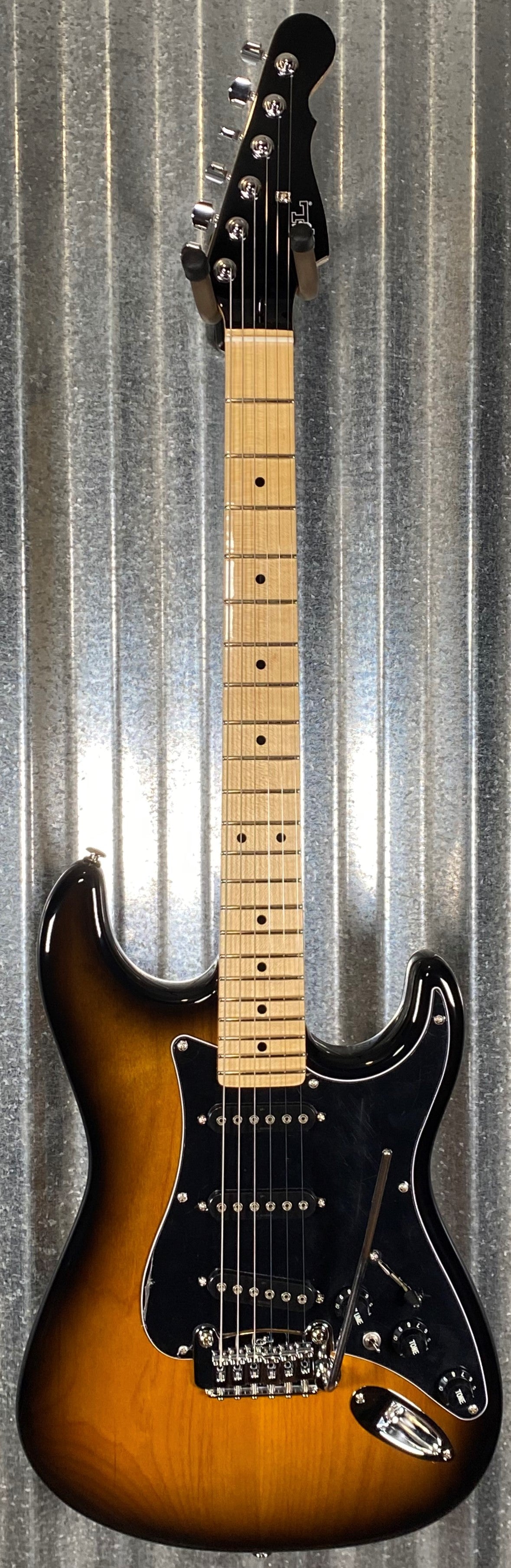 G&L USA S-500 2 Tone Sunburst Guitar & Case S500 #6009