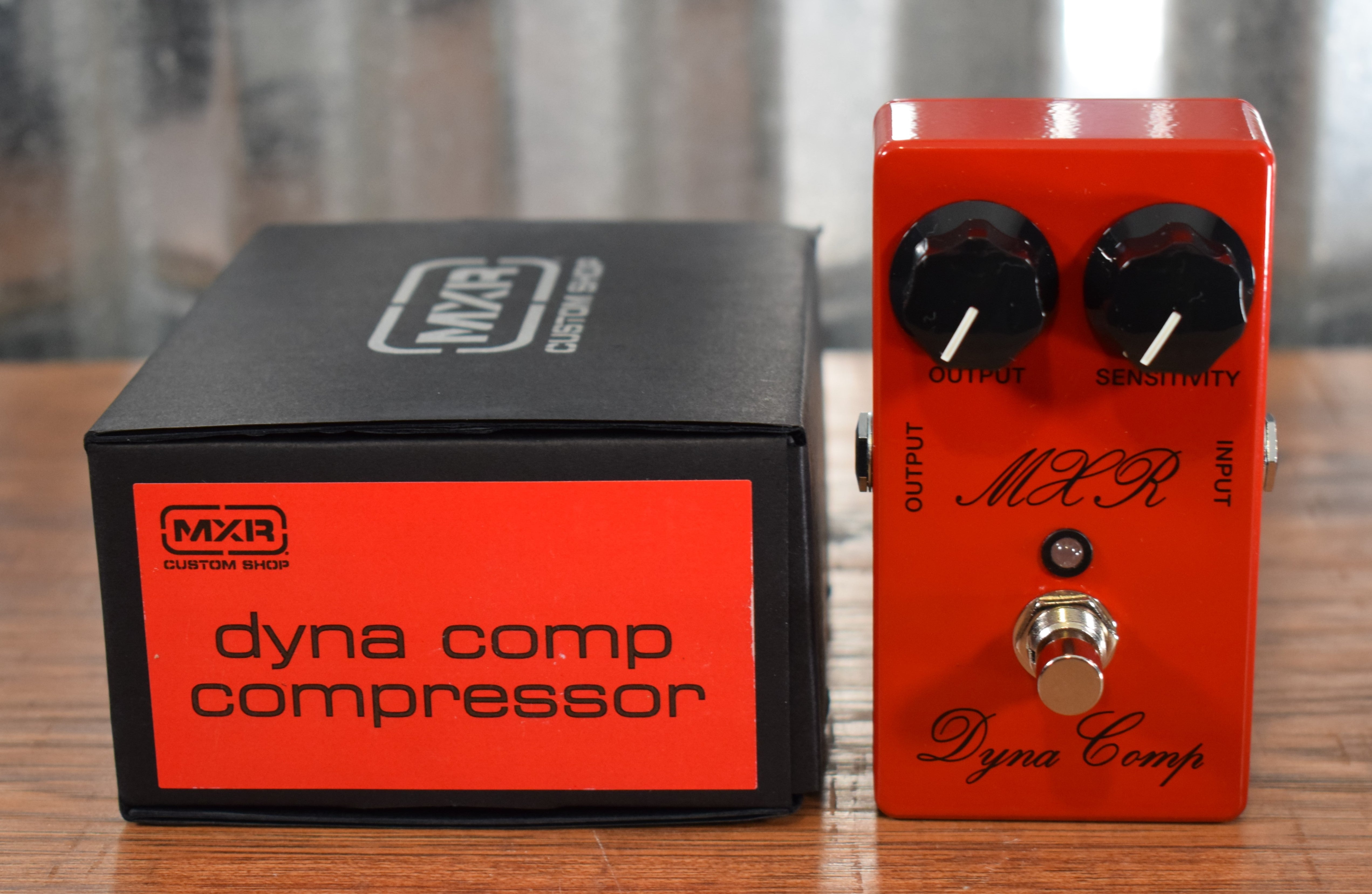 Dunlop MXR Custom Shop CSP102SL Script Dynacomp Compressor Guitar Effect  Pedal