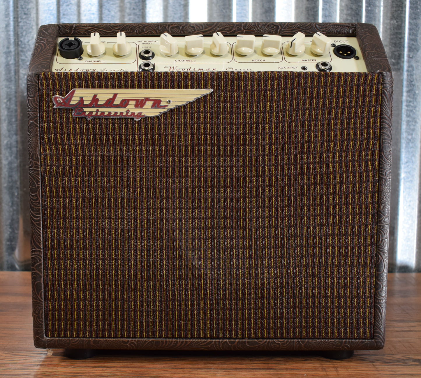 Ashdown Engineering Woodsman Classic 40 Watt 1x8" Acoustic Guitar Combo Amplifier Demo