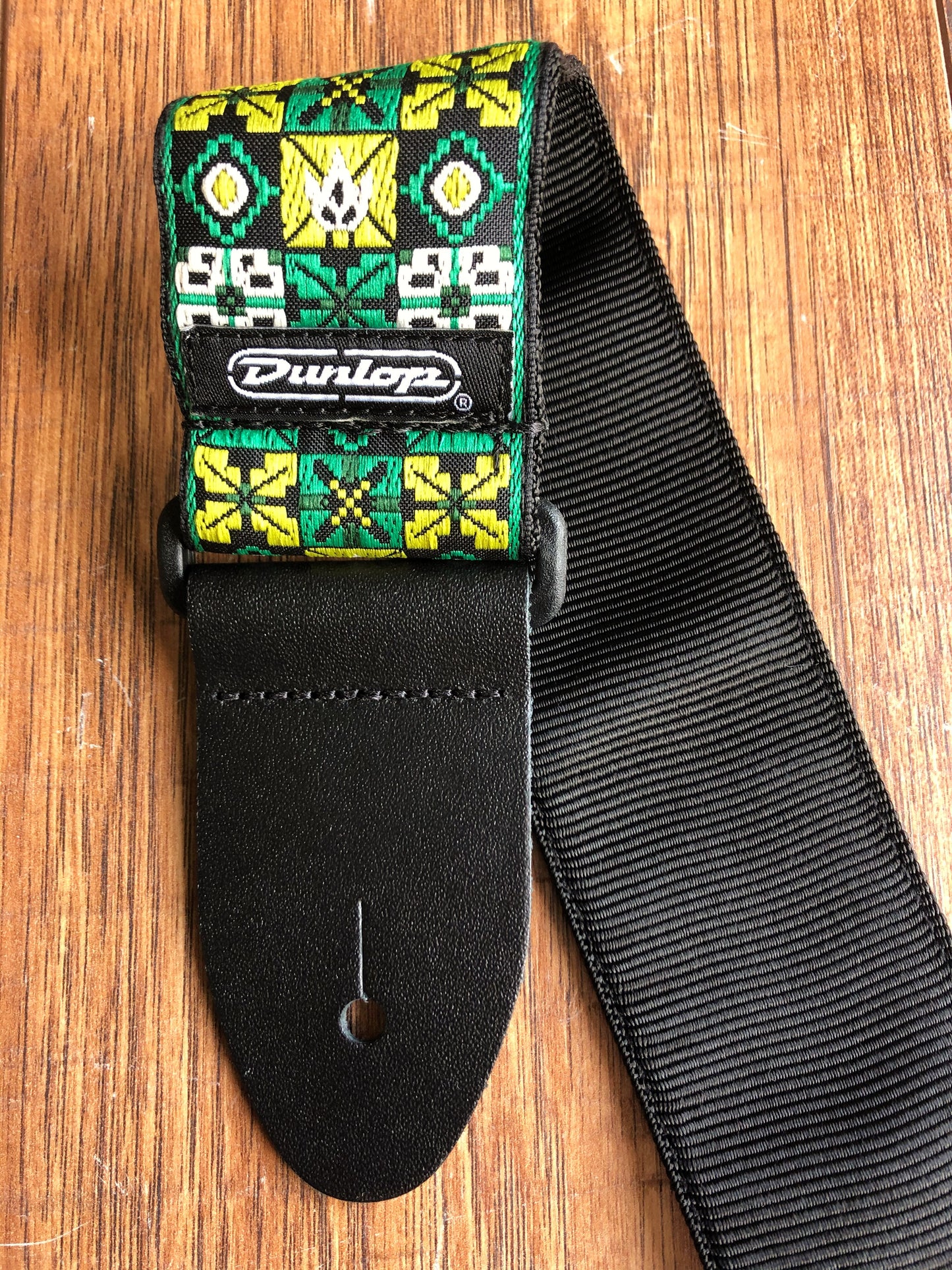 Dunlop D6701GN Winterland Jacquard Guitar & Bass Strap Green