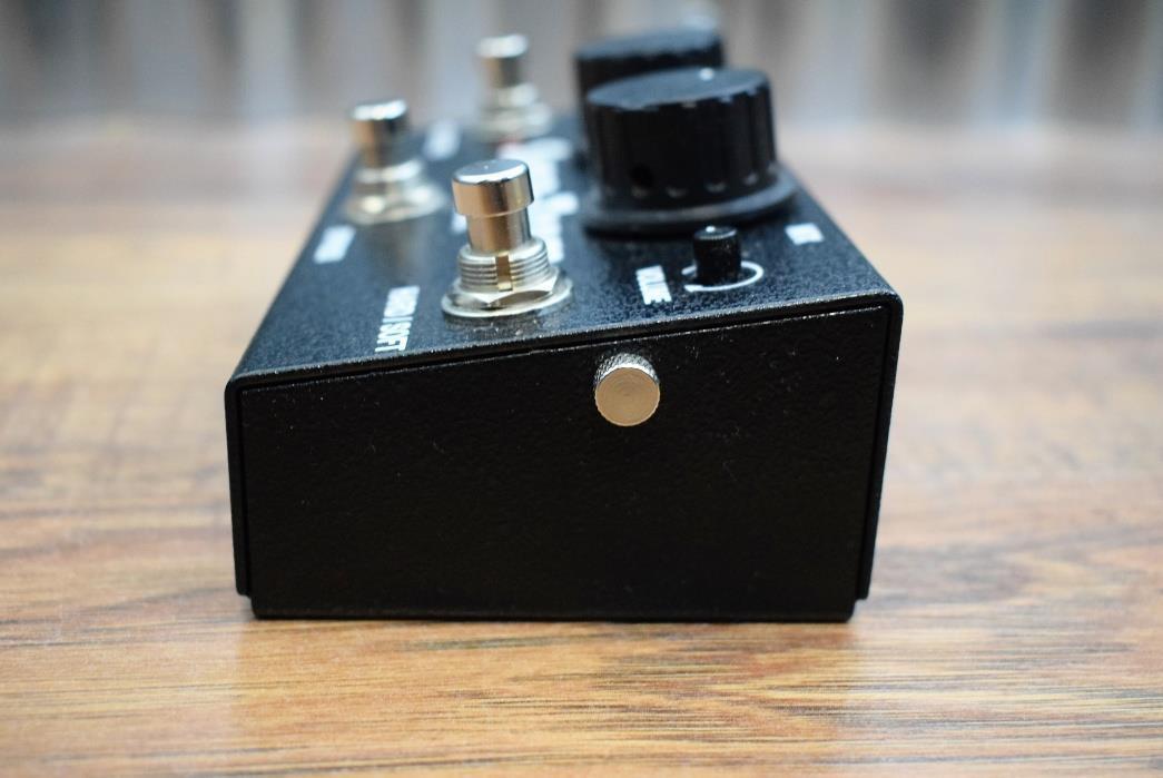 Fulltone USA ST-1 Supa Trem Amp Style Tremolo Guitar Effect Pedal
