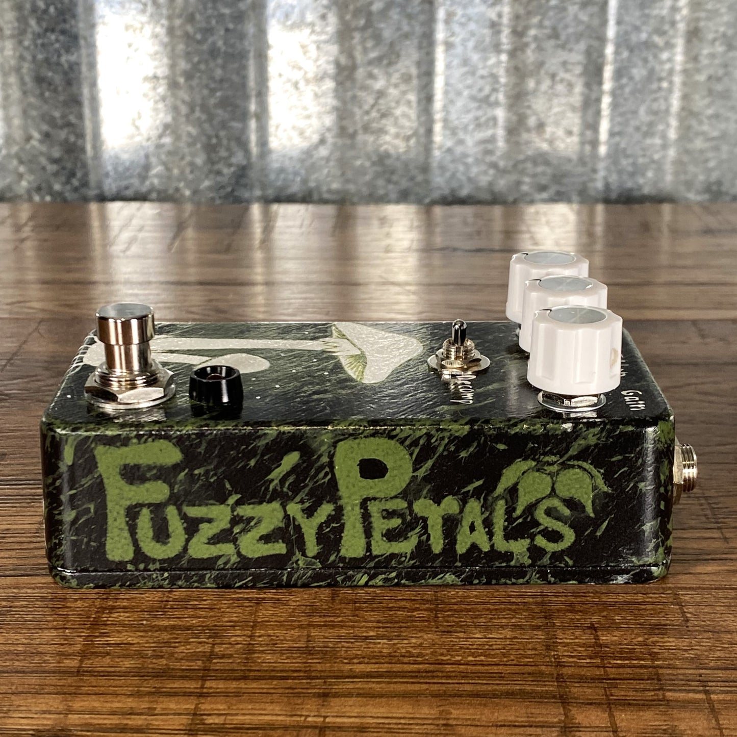 Fuzzy Petals Basidia Fuzz Guitar Effect Pedal Used