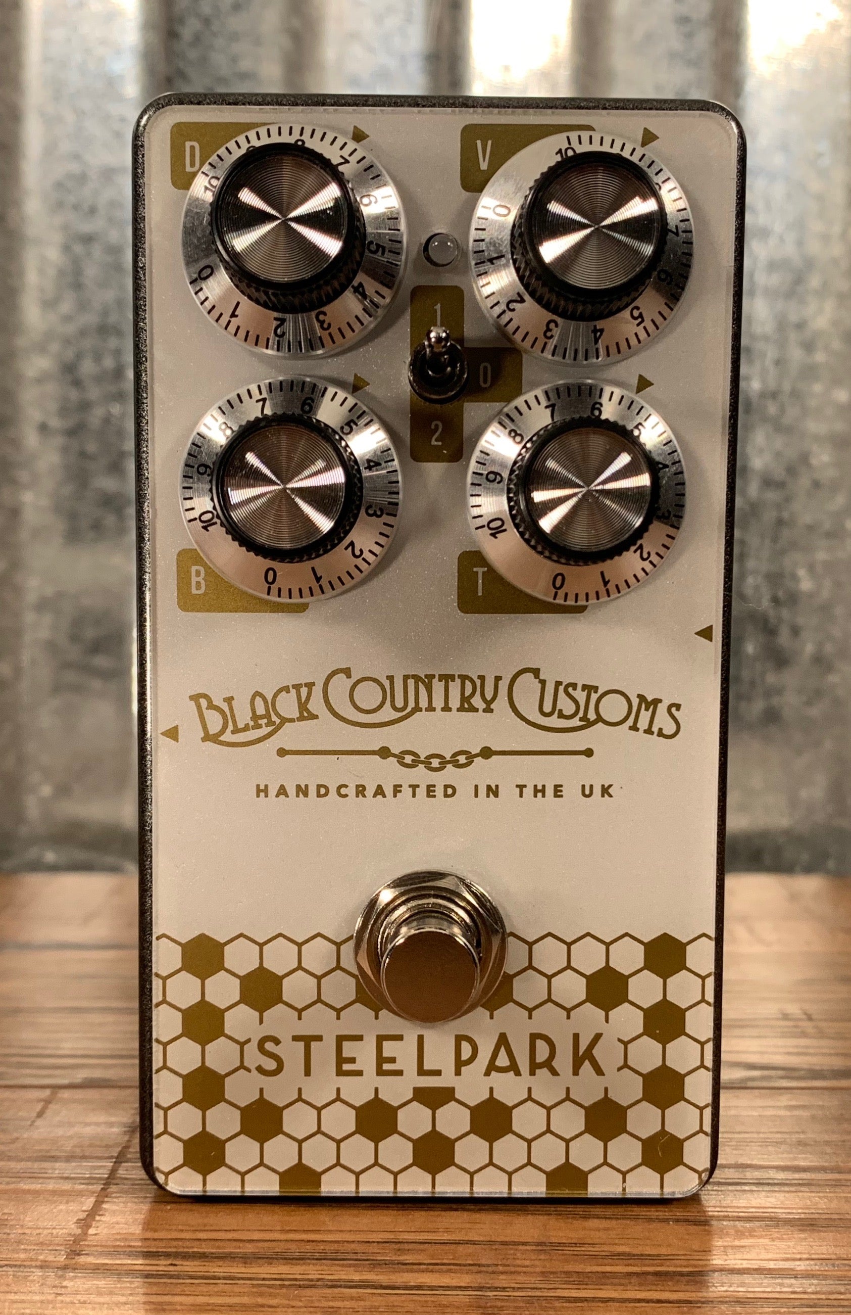 Laney Black Country Customs Steelpark Boost Guitar Effect Pedal BCC-St – Specialty Traders