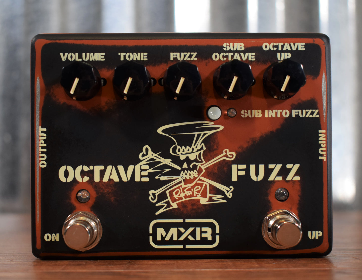 Dunlop MXR SF01 Slash Octave Fuzz Guitar Effect Pedal Demo