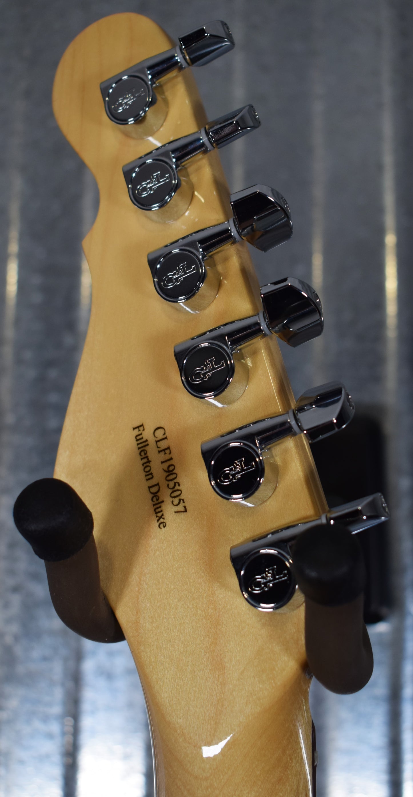 G&L USA Fullerton Deluxe S-500 Blueburst Guitar & Case S500 #5057