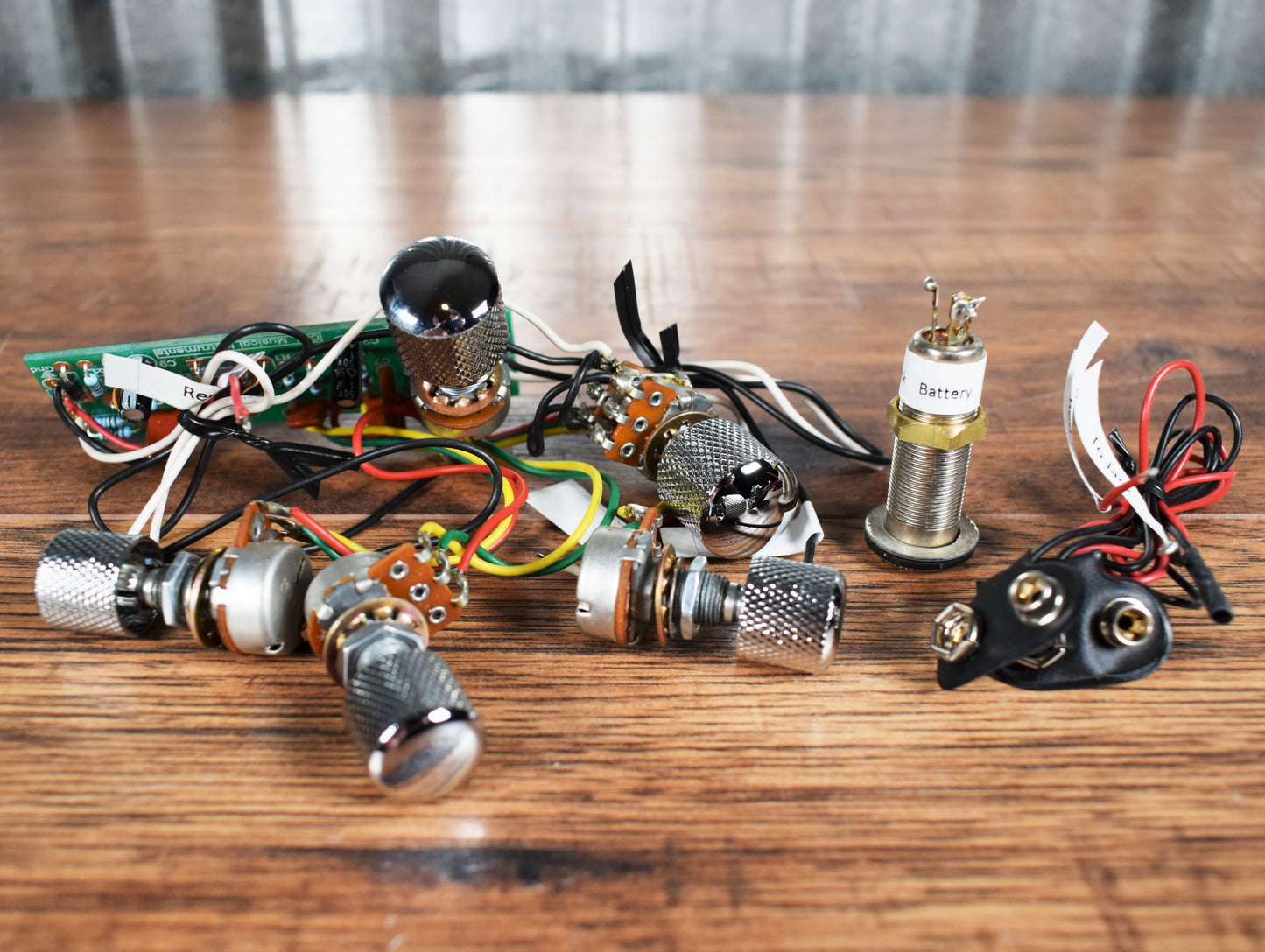 G&L Tribute M-Series 3 Band Preamp 18 Volt Control Assembly for Bass Used