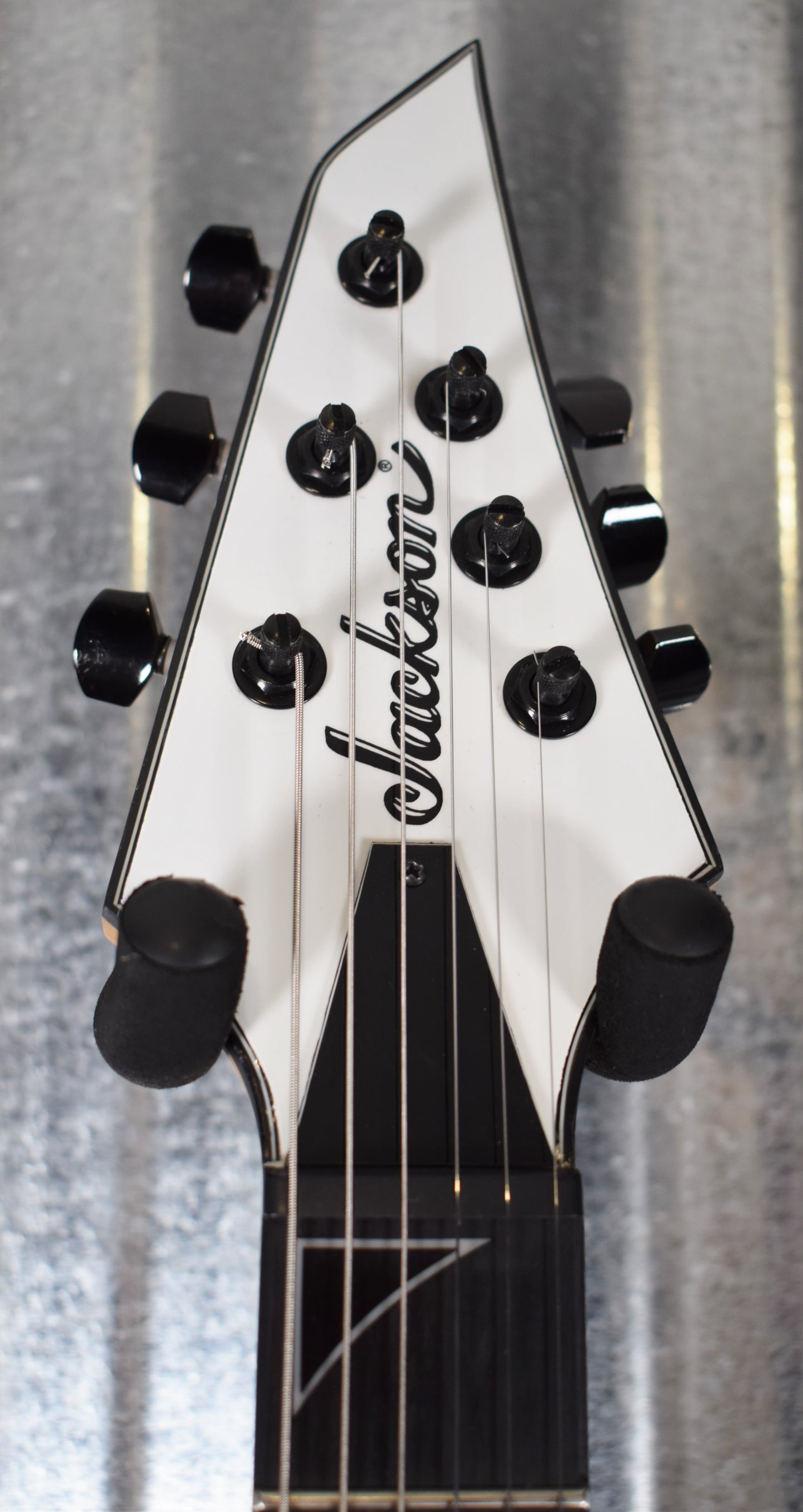 Jackson Pro Series Monarkh SC Satin Snow White Guitar Used