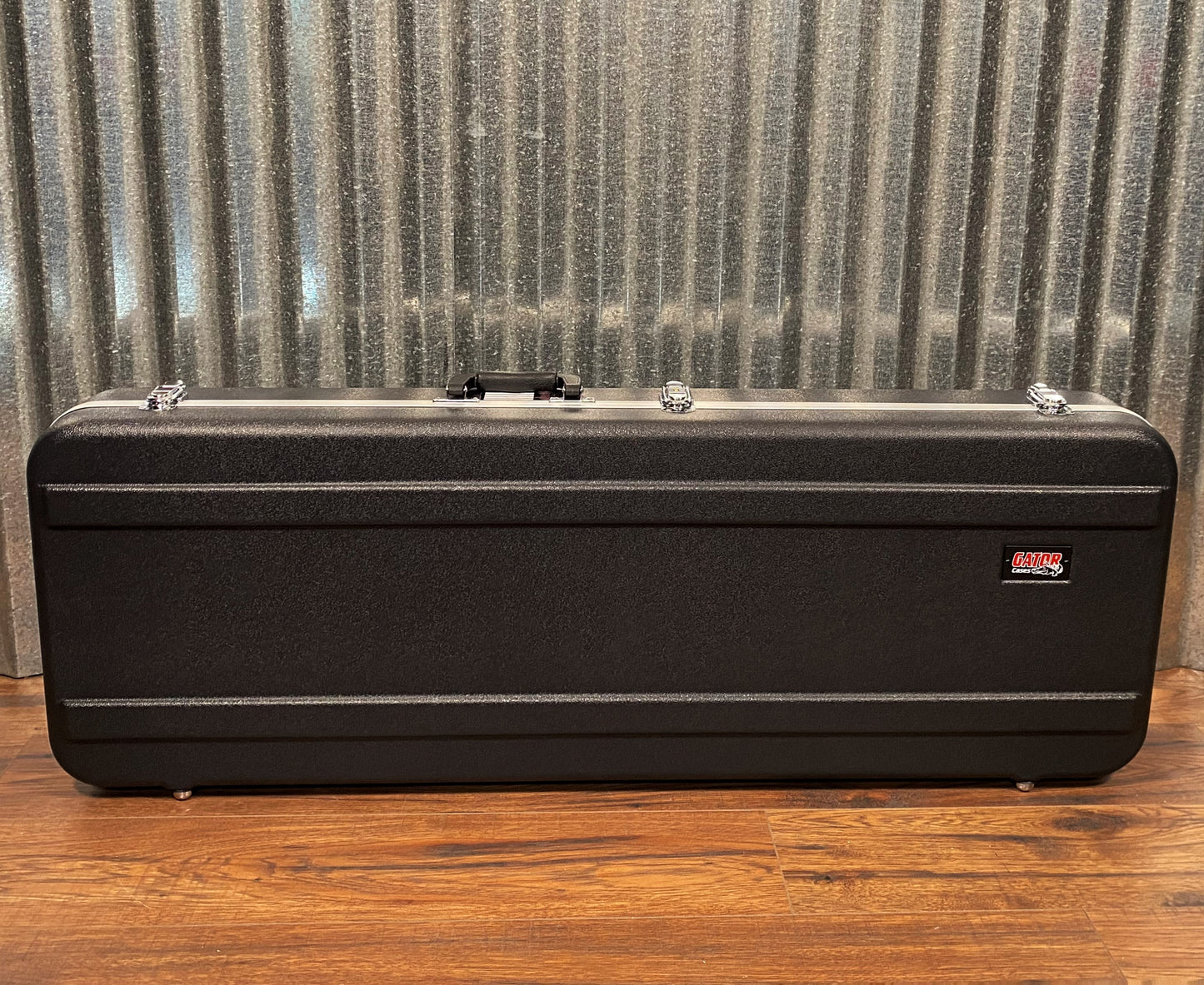 Gator GC-ELEC-XL Deluxe ABS Extra Long Fit Electric Guitar Case Demo