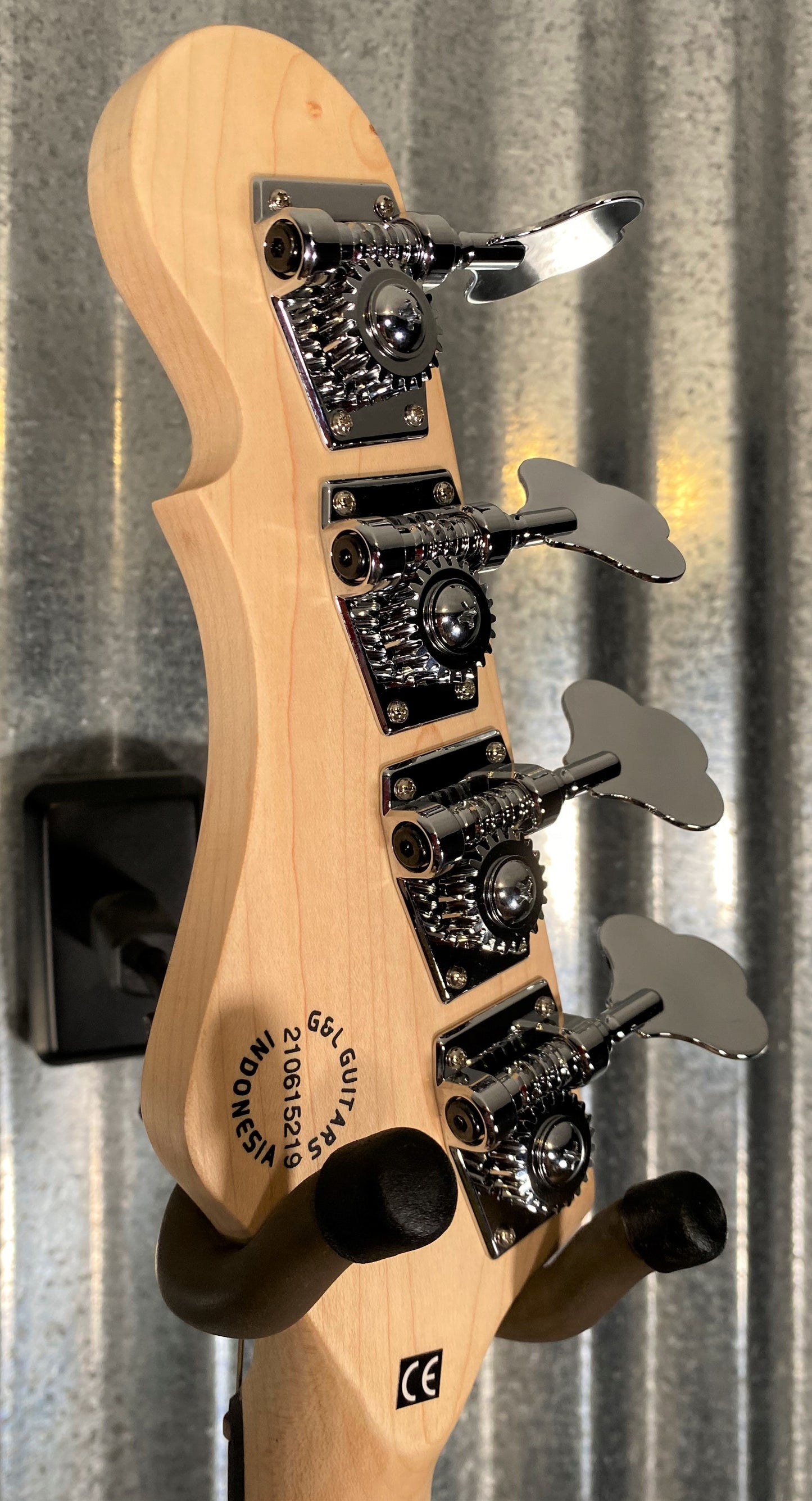 G&L Guitars Tribute Fallout Bass Short Scale 4 String Jet Black #5219