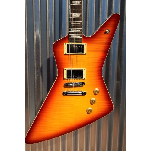 Hamer Guitars Standard Flame Top Cherry Sunburst Electric Guitar & Gig Bag #1433