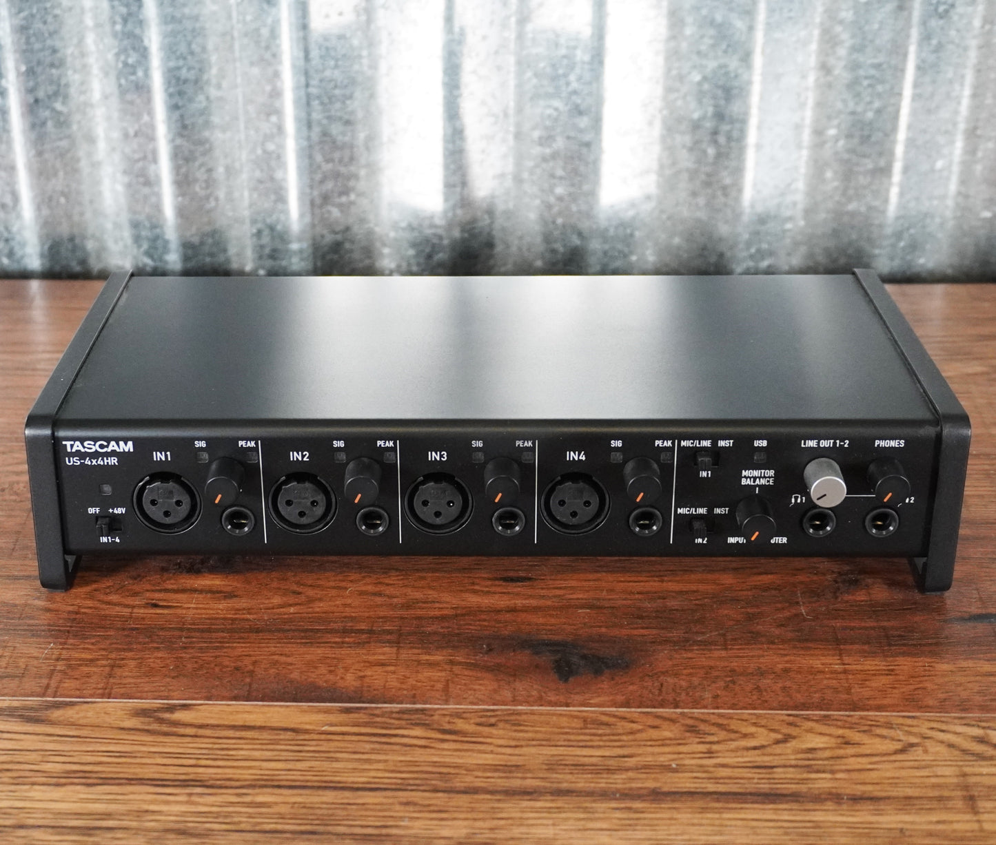 Tascam US-4X4HR 4x4 USB Audio & Midi Recording Interface Used
