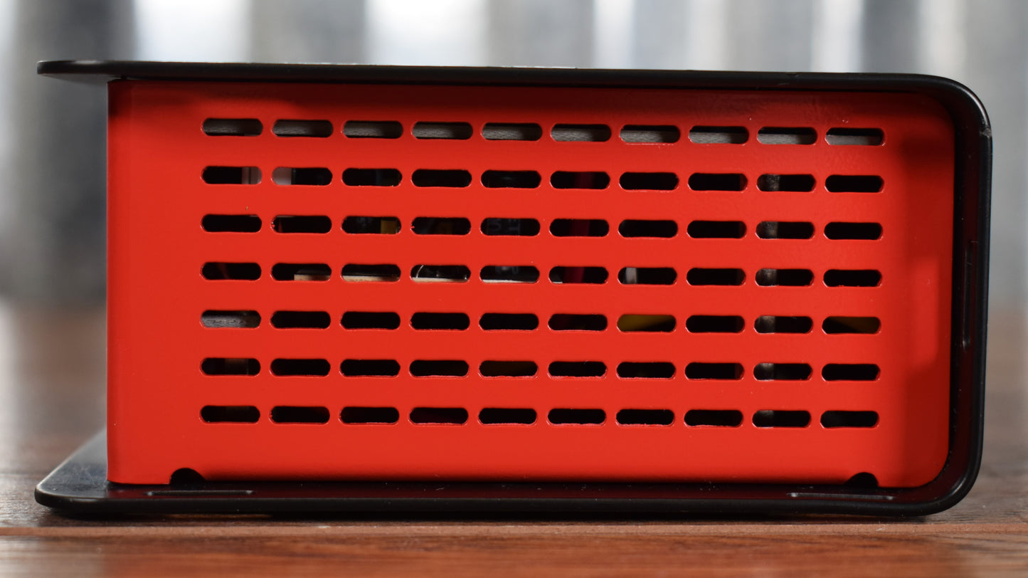 Gator Cases GTR-PWR-12 12 Output 2300Ma Isolated Pedalboard Power Supply