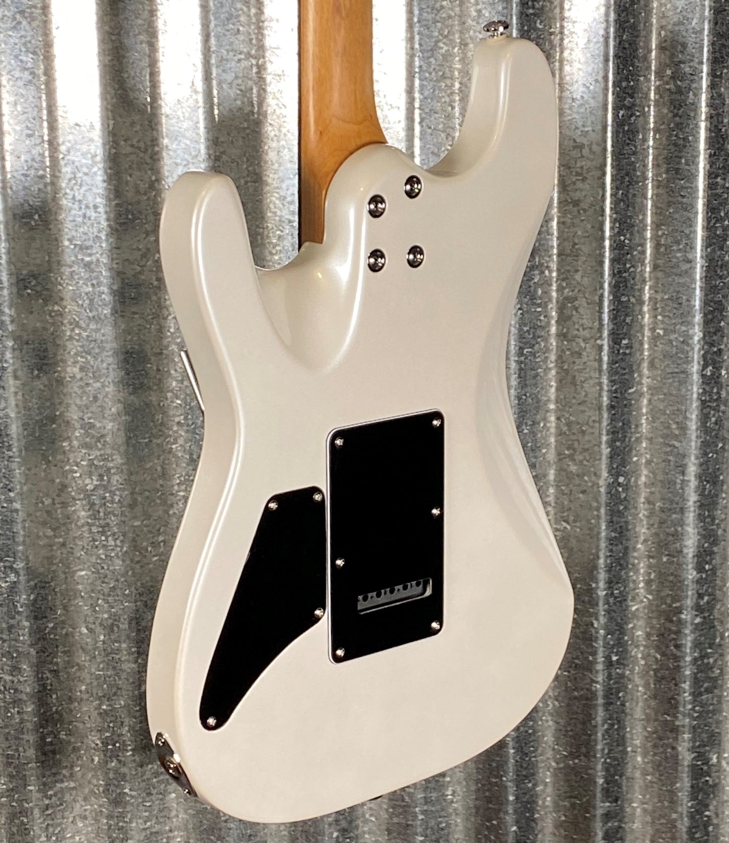 Musi Capricorn Fusion HSS Superstrat Pearl White Guitar #0130 Used